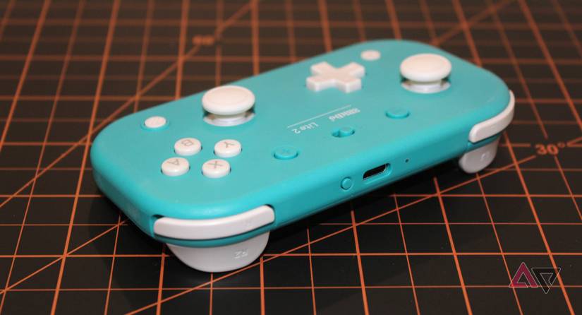 8BitDo Lite 2 controller review: Small and satisfying