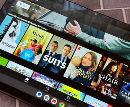 يعمل Netflix على علامة التبويب T-Mobile Revvl