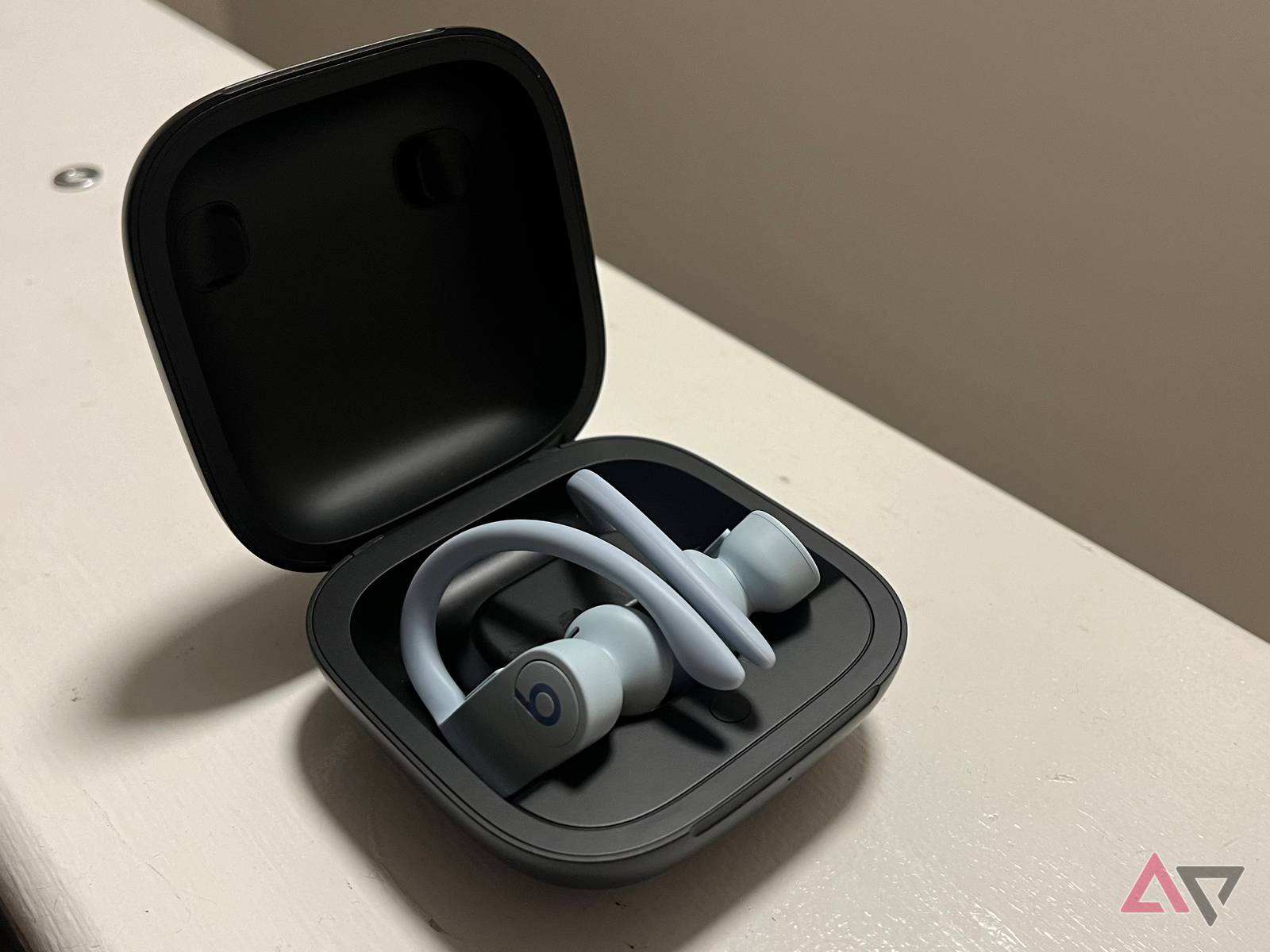 Pairing notes for common Beats earbuds models