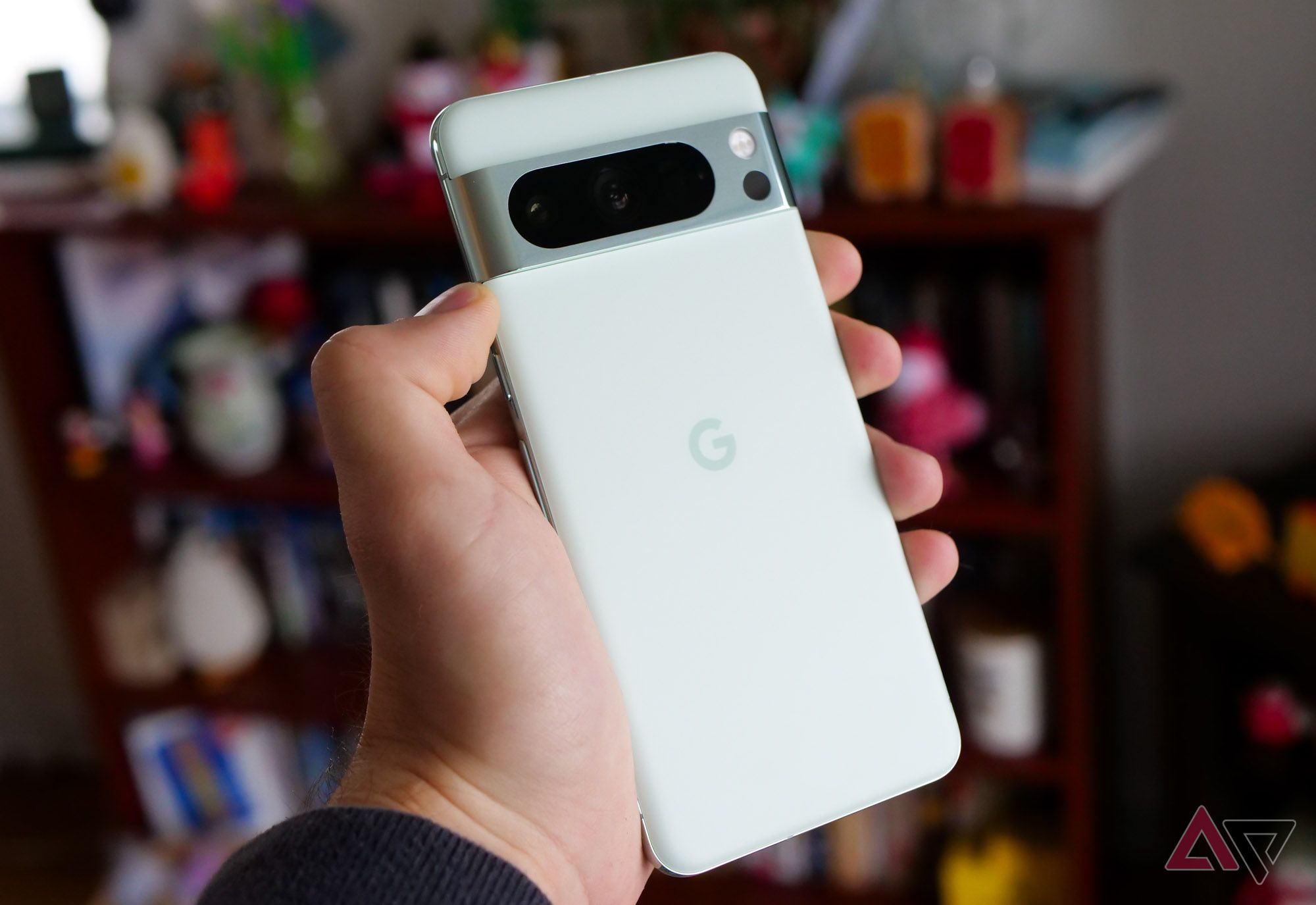 Google's new mint Pixel 8 Pro looks even better in person