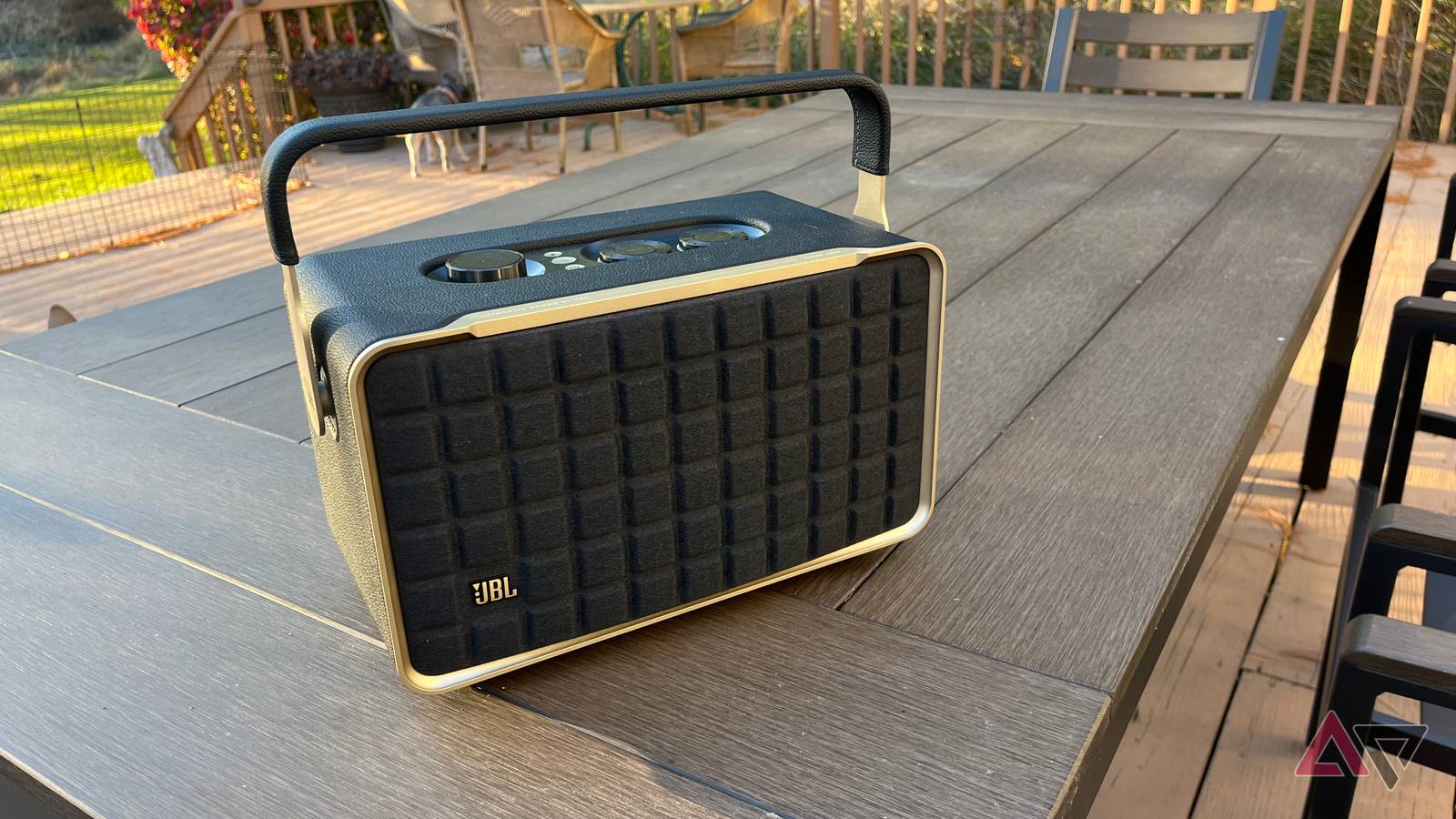 jbl authentics 300 付属品付き JBL Authentics 300 | オーセンティックデザインのポータブル