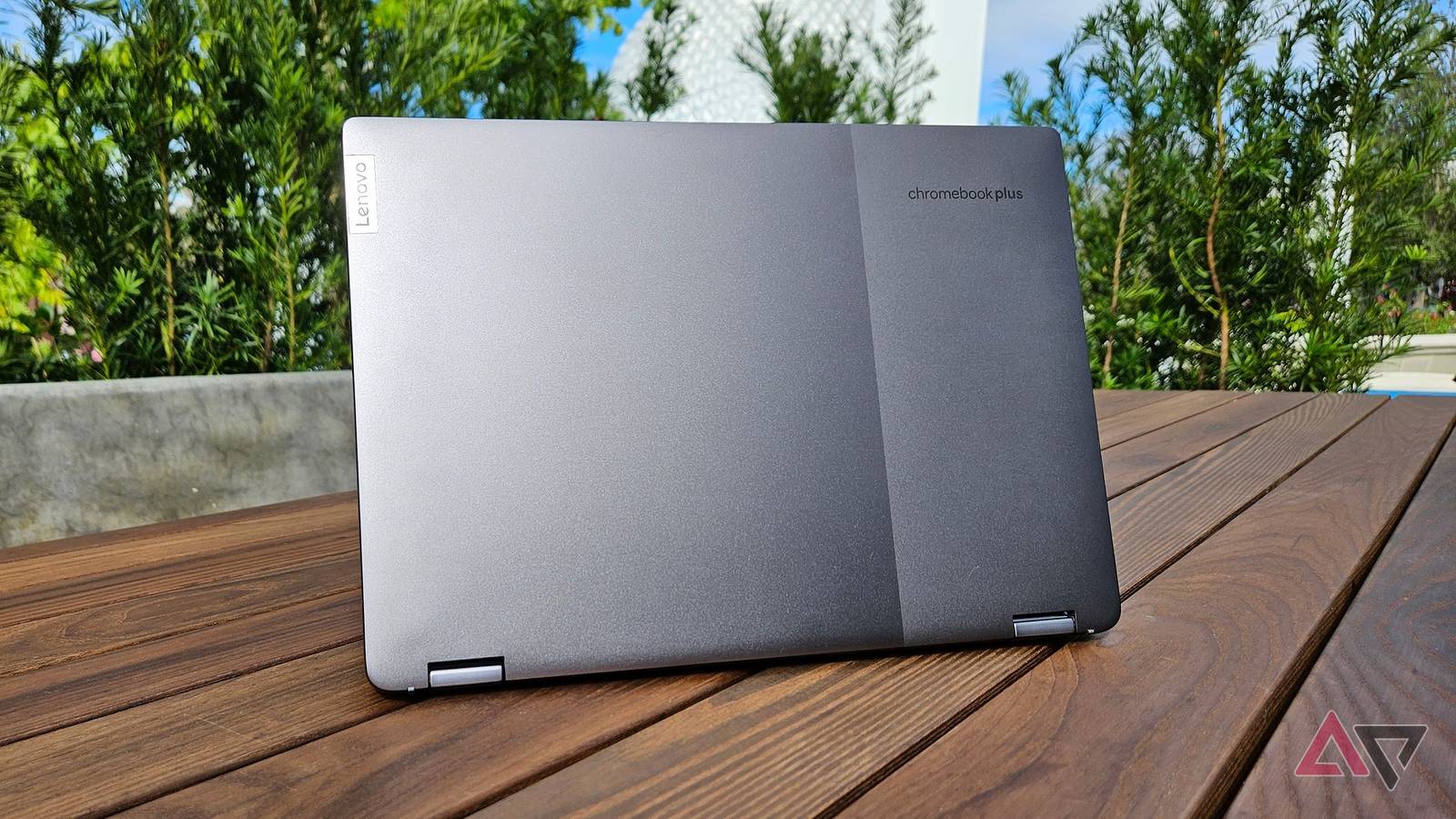 Lenovo IdeaPad Flex 5i Chromebook Plus review: Boring but still
