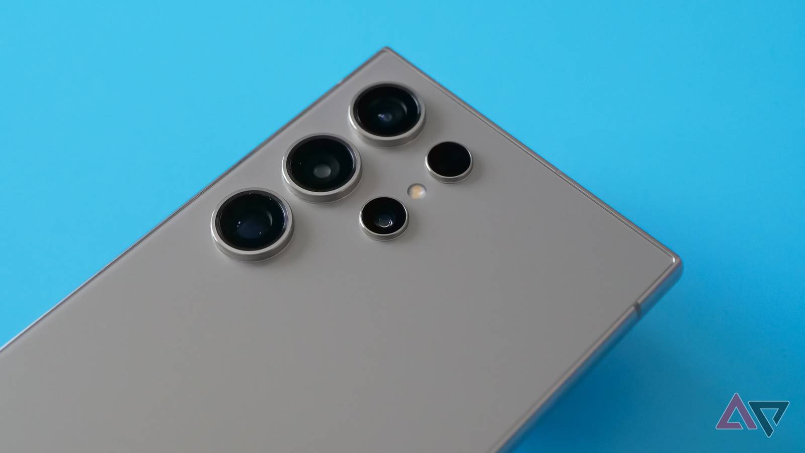 www.androidpolice.com