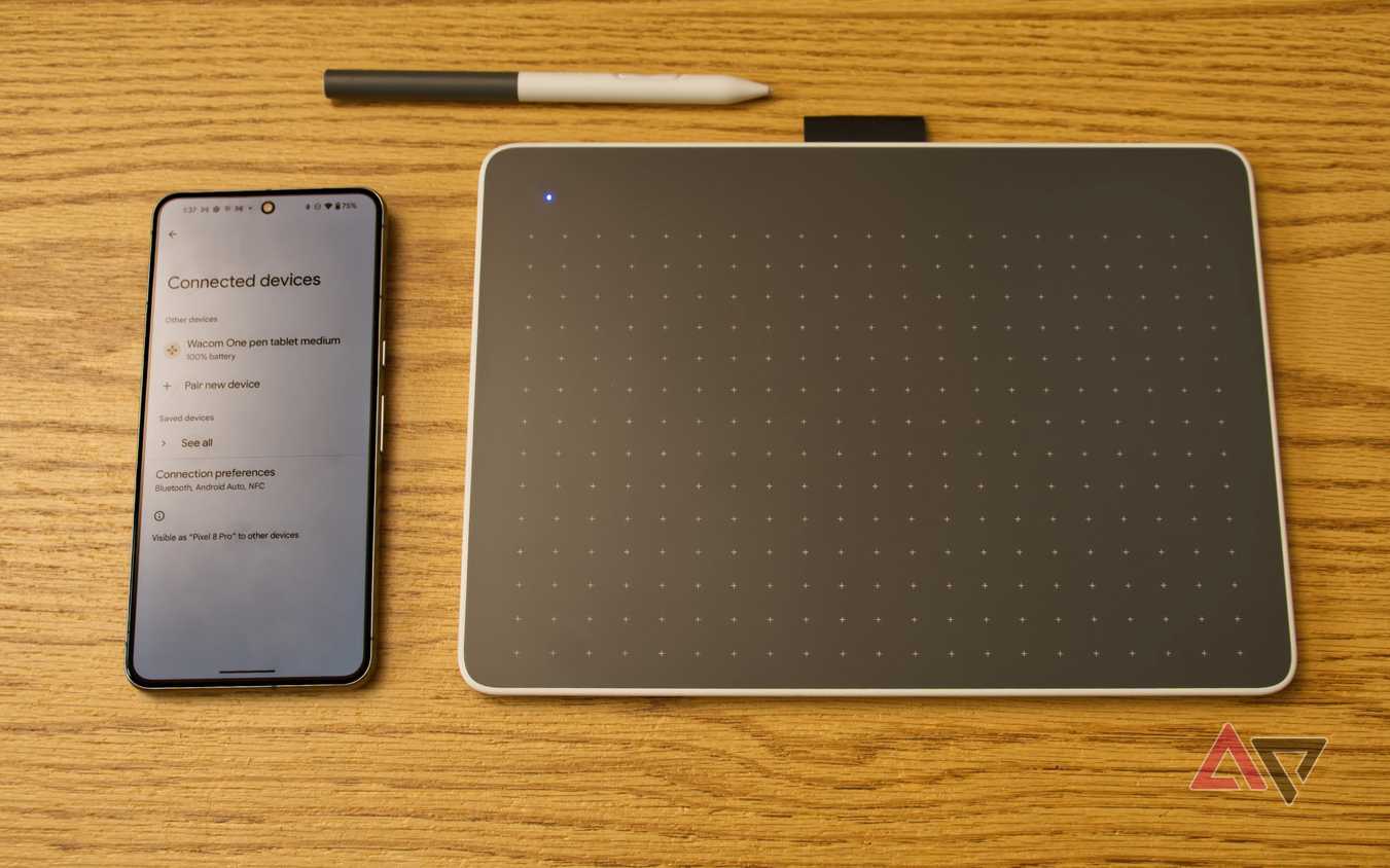 Wacom One Better Than Wacom XP-PEN Deco 01 Vs Wacom One Medium Comparison: Connection · Pen