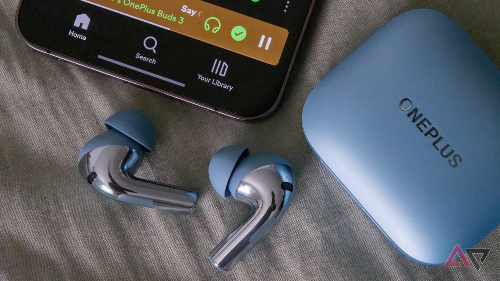 OnePlus Buds review: Right down the middle