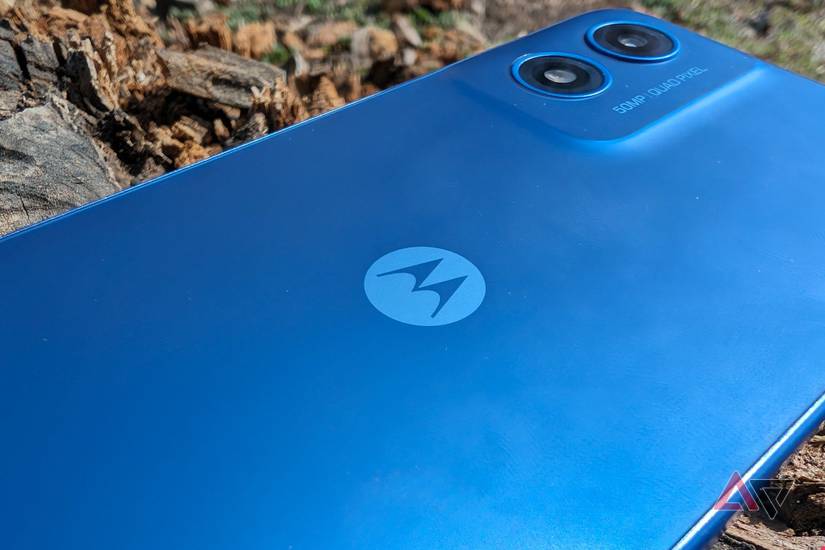 Motorola Moto G Play (2024) review: Getting back into the budget