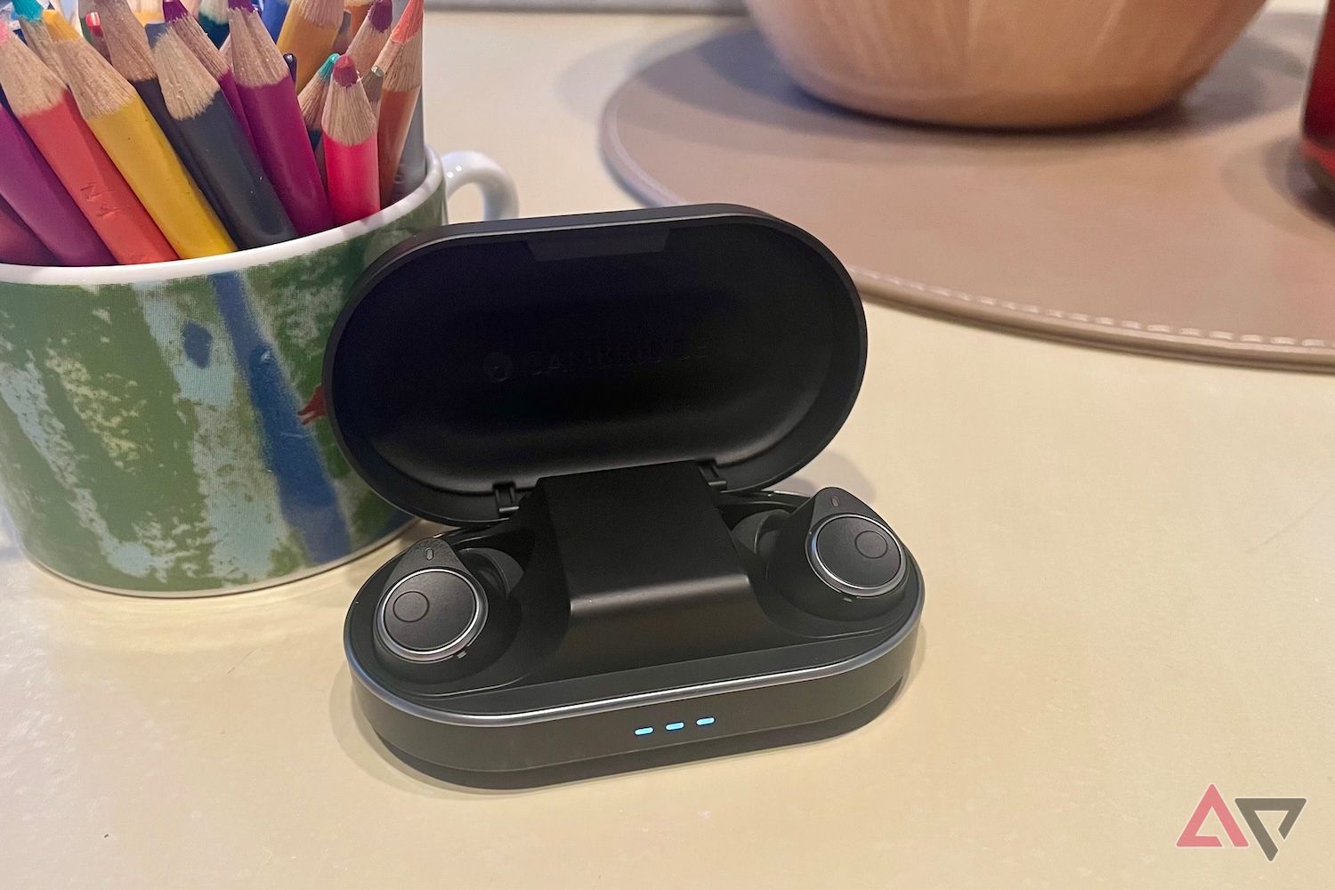 Cambridge Audio Melomania M100 review: Bright and lyrical performance