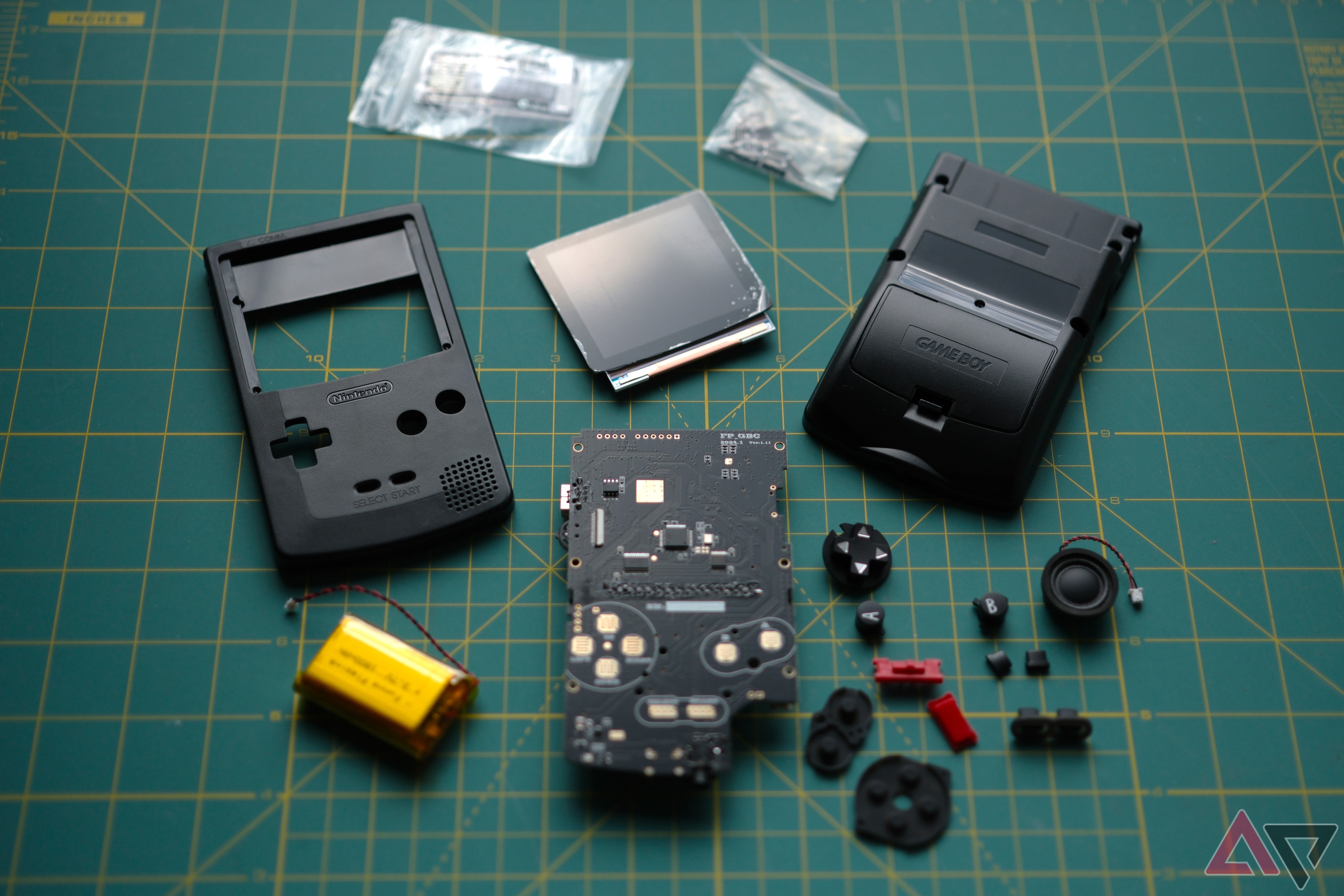 I built a super cool custom Game Boy Color handheld, and now you can too