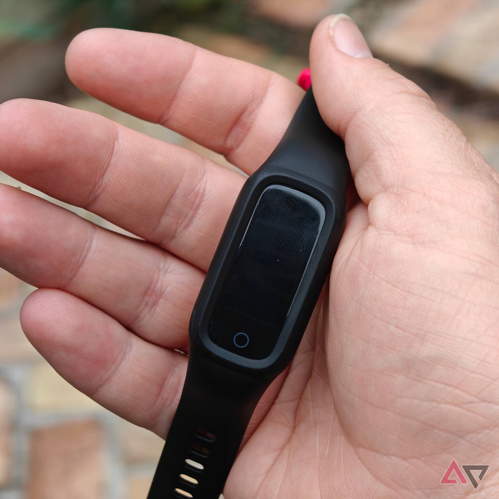 Biggerfive Vigor review: Perfectly priced fitness tracker for your kids