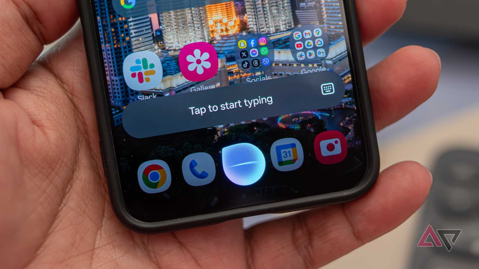 samsung bixby summoned on home screen