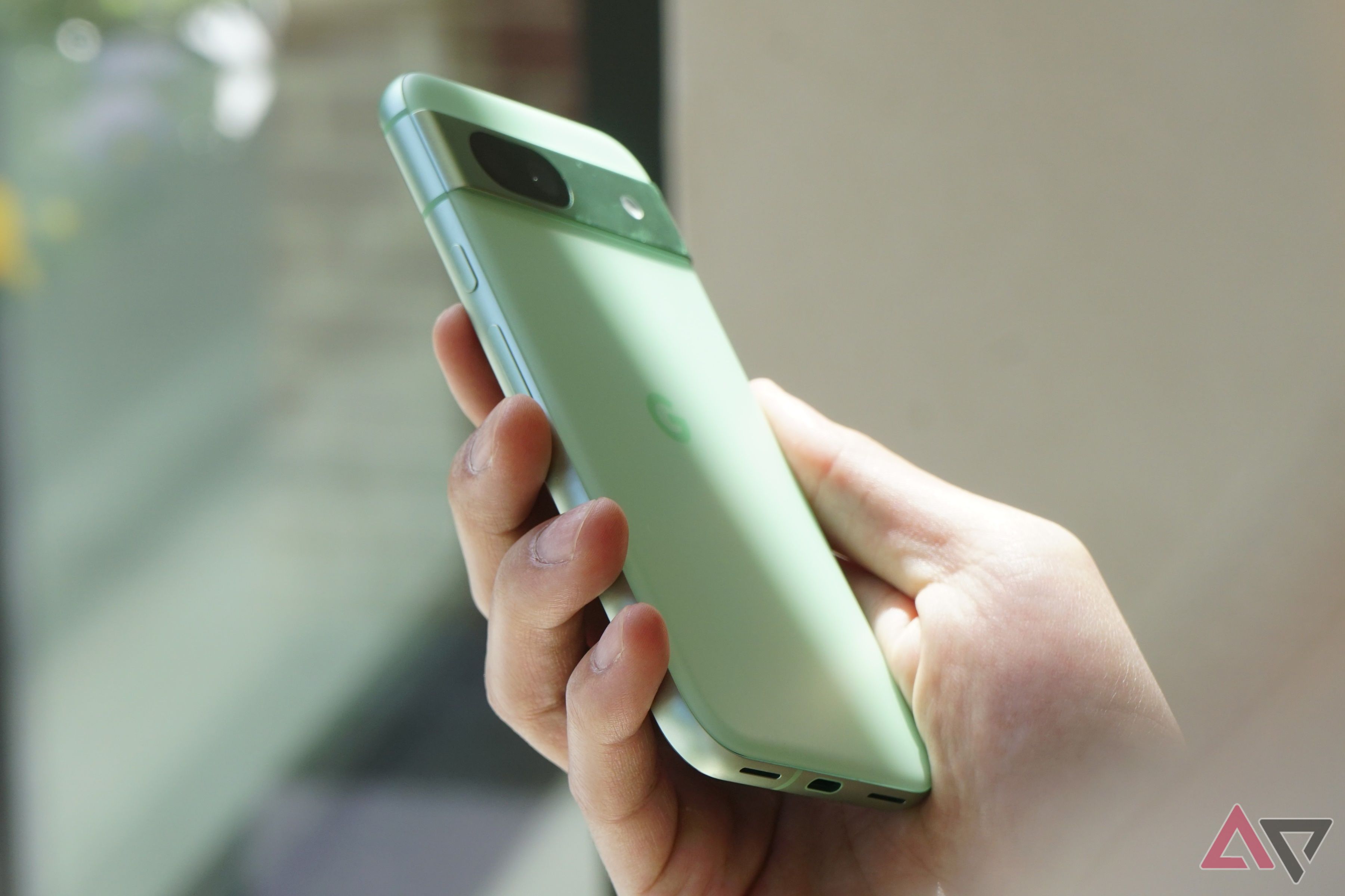 It's time to stop thinking plastic phones can't be up to par with their ...
