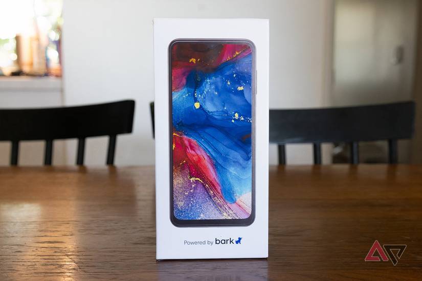 I reviewed the Bark Phone, a rebranded Samsung Galaxy built for kids ...