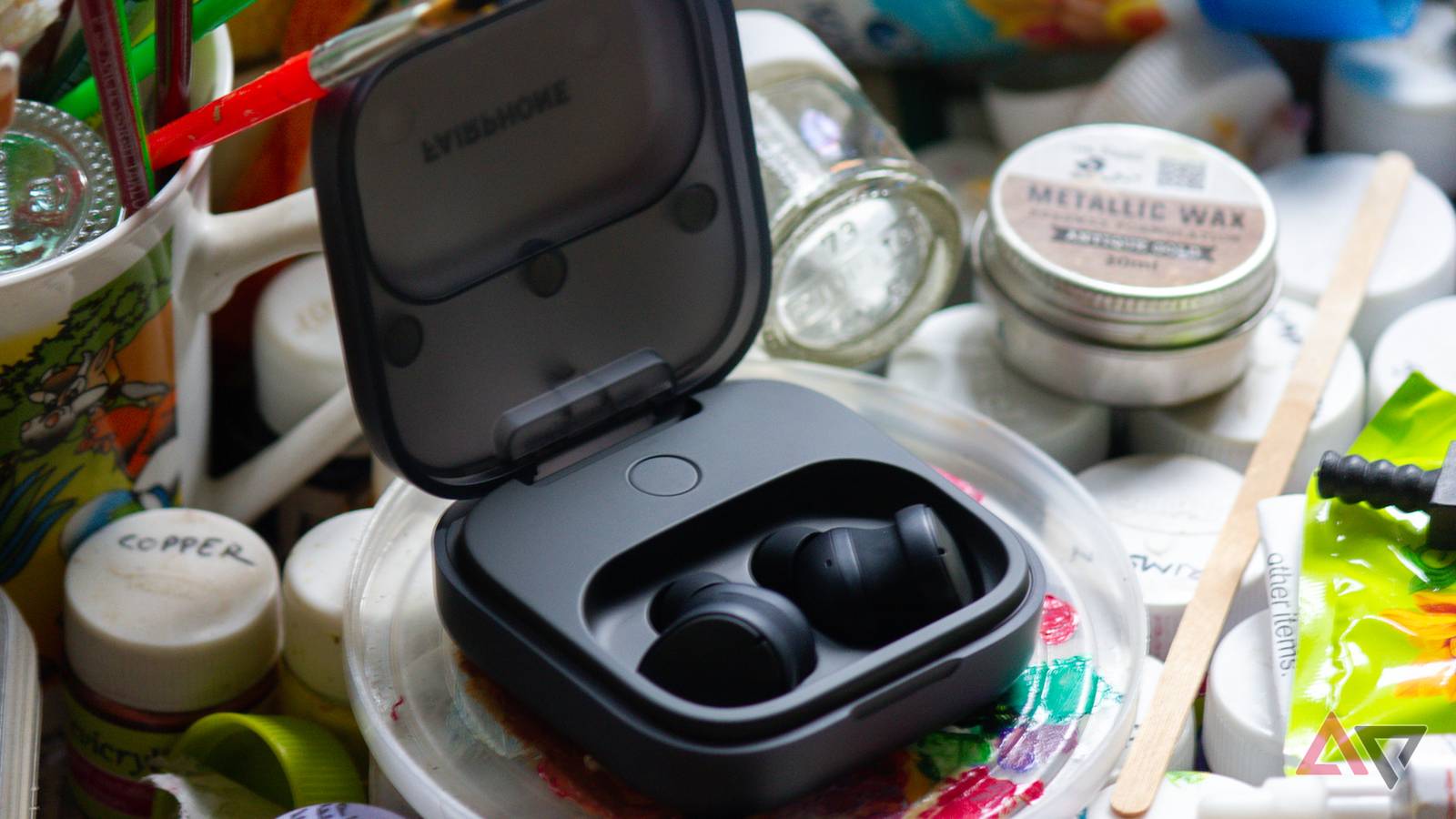 I dug into Fairphone's new earbuds to see how user-replaceable