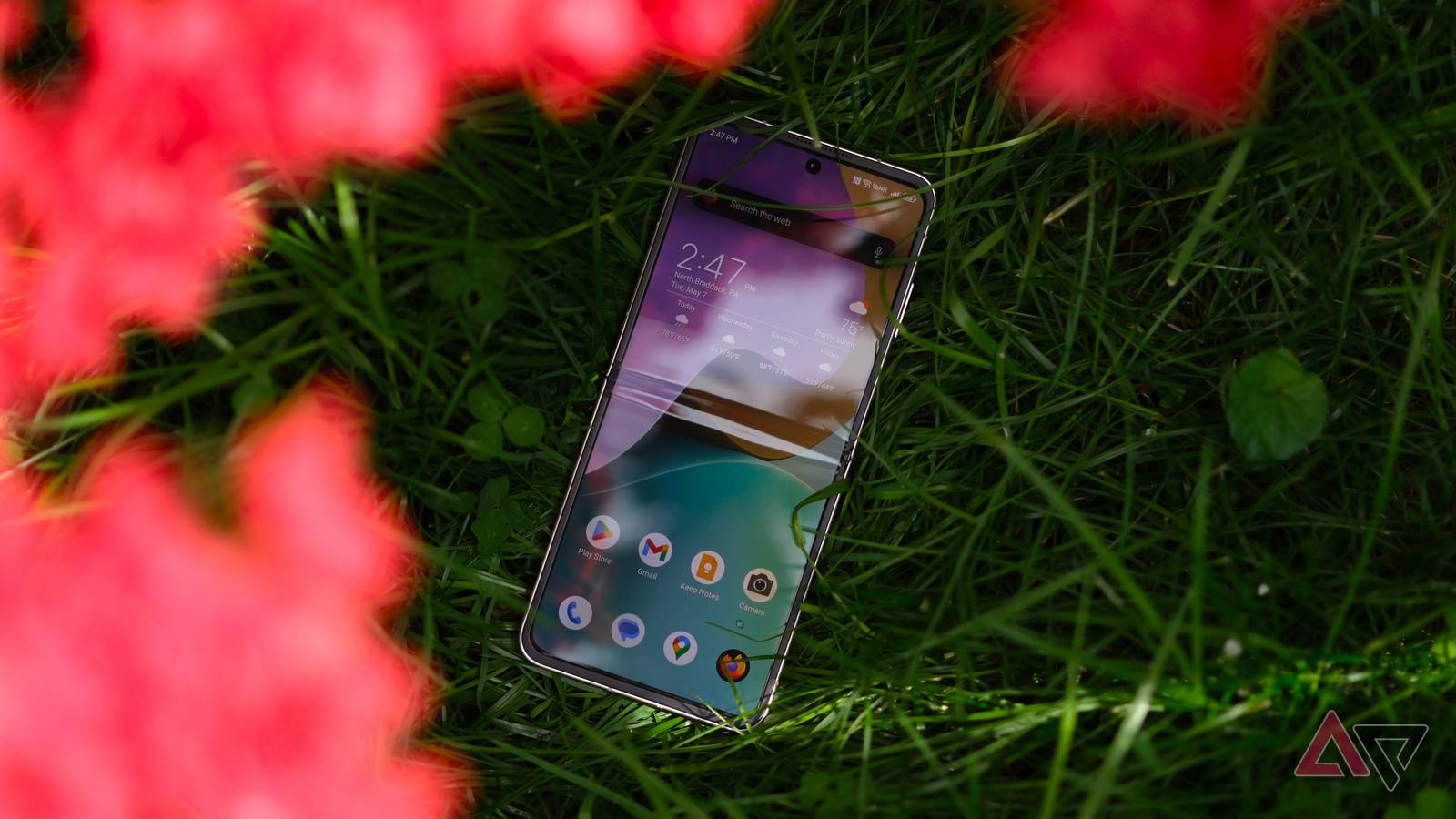 Nubia Flip 5G review: Folding on a budget