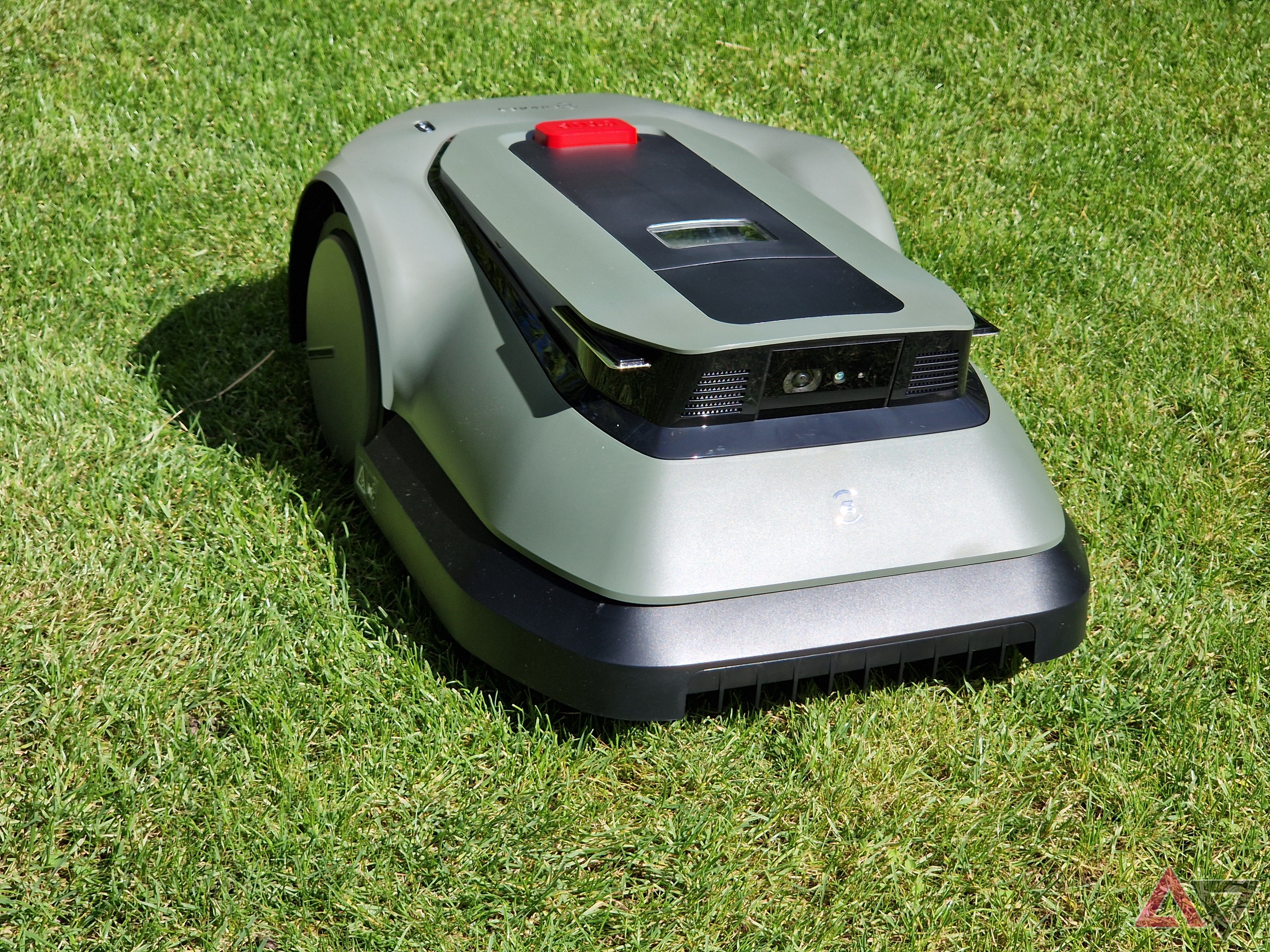 Ecovacs Goat GX-600 review: Perfect name, perfect lawncare