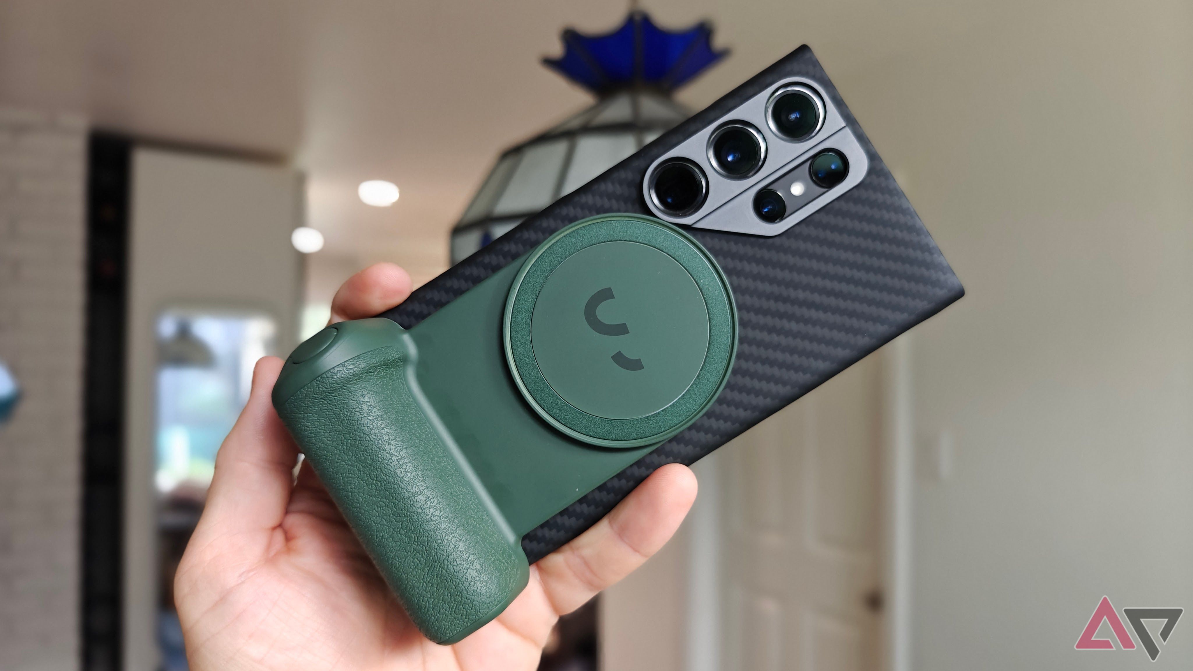 ShiftCam SnapGrip review: Get a grip on taking better pictures