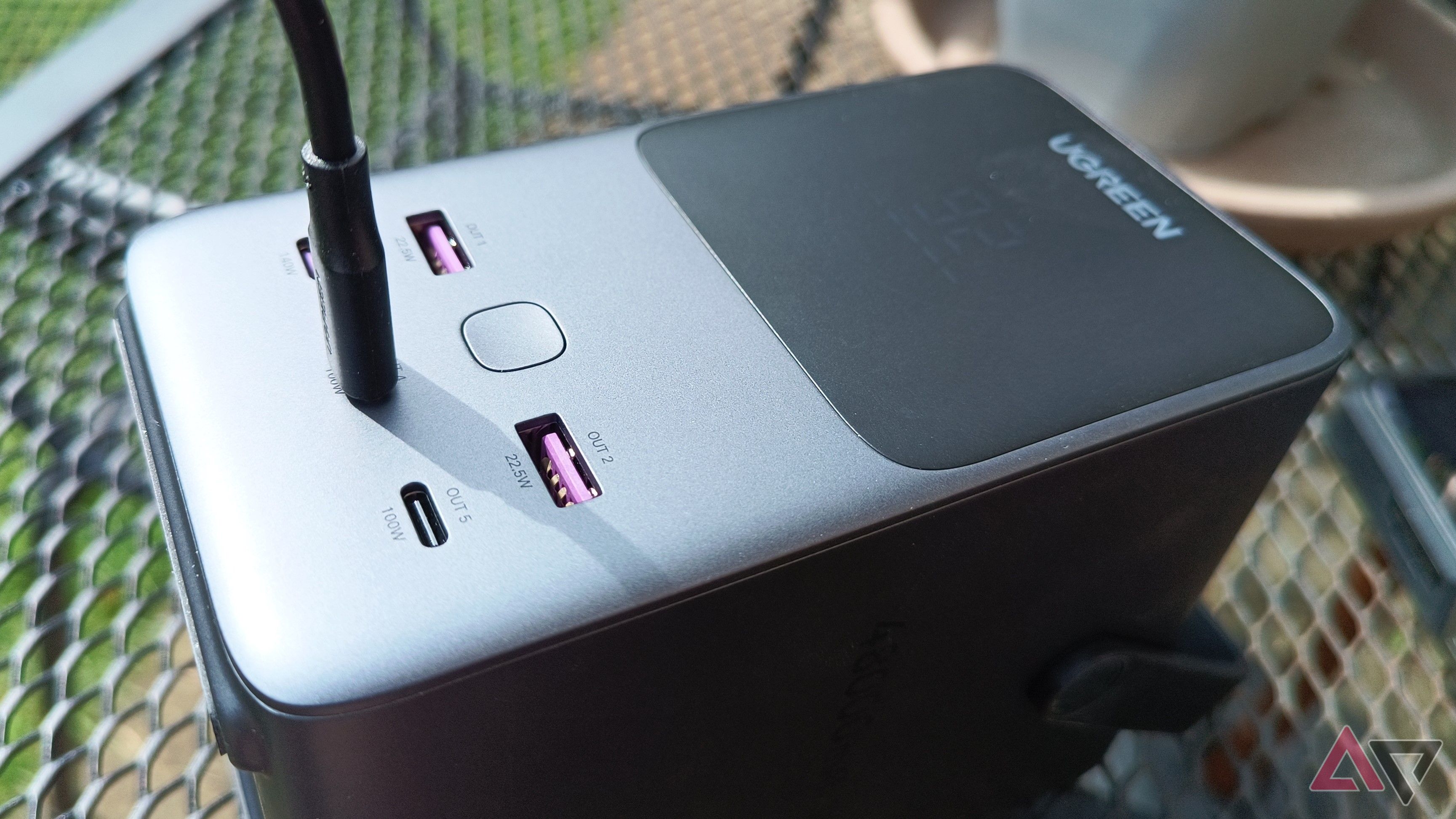 Ugreen 300W 48000mAh Power Bank review: Big capacity for a