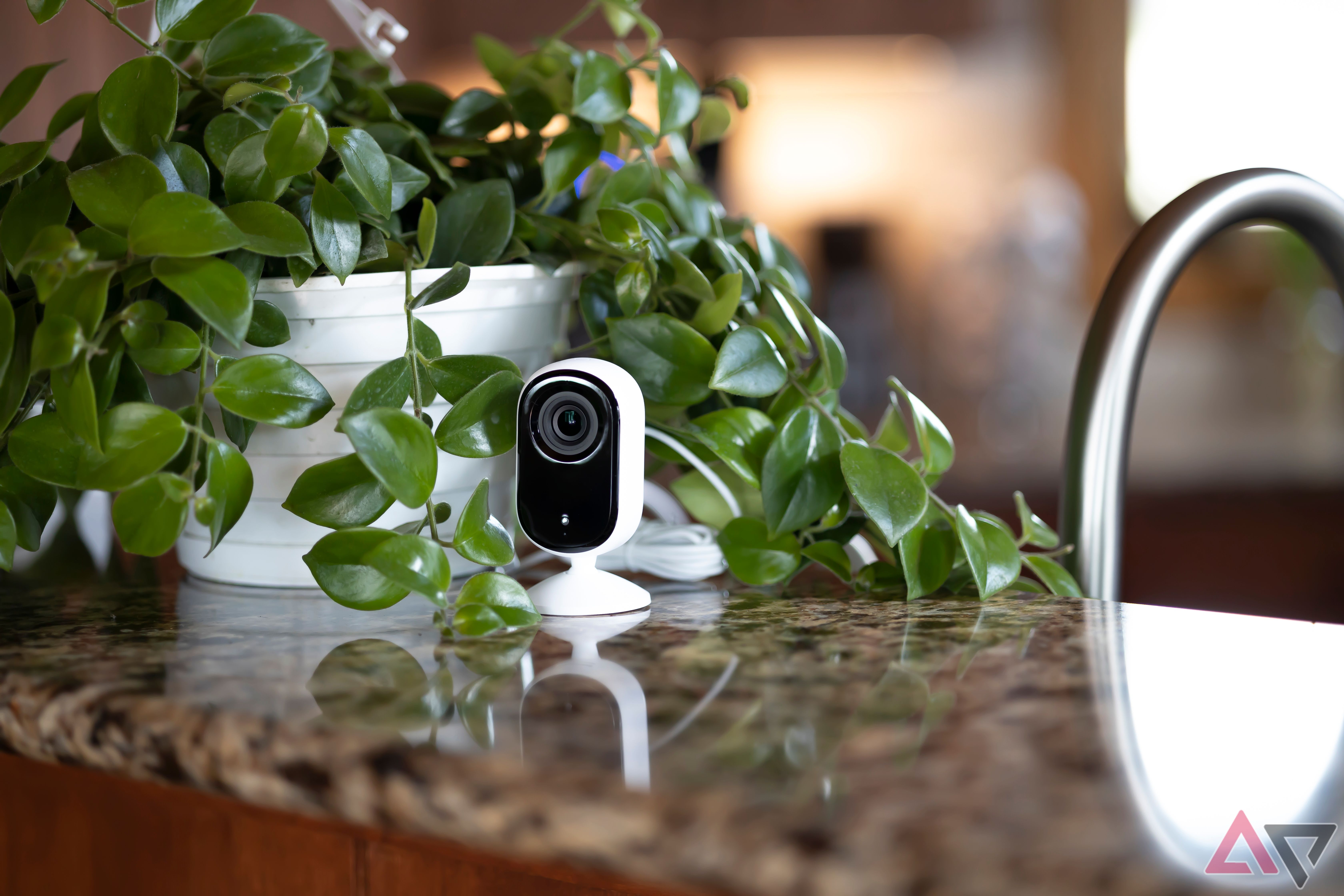 Arlo Essential Indoor Camera (2nd Gen, 2K) review: Privacy is nonnegotiable