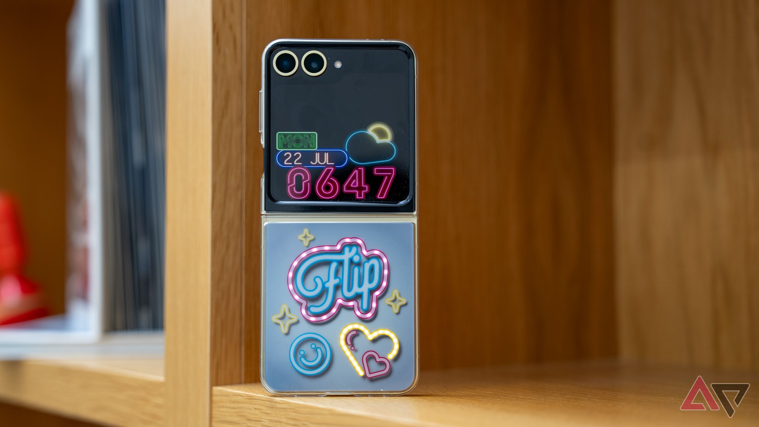 国内版 ギャラクシー Galaxy Z Flip6 Kindsuit Case Samsung Galaxy Z Flip 6 Authentic Kindsuit (Leather) Case