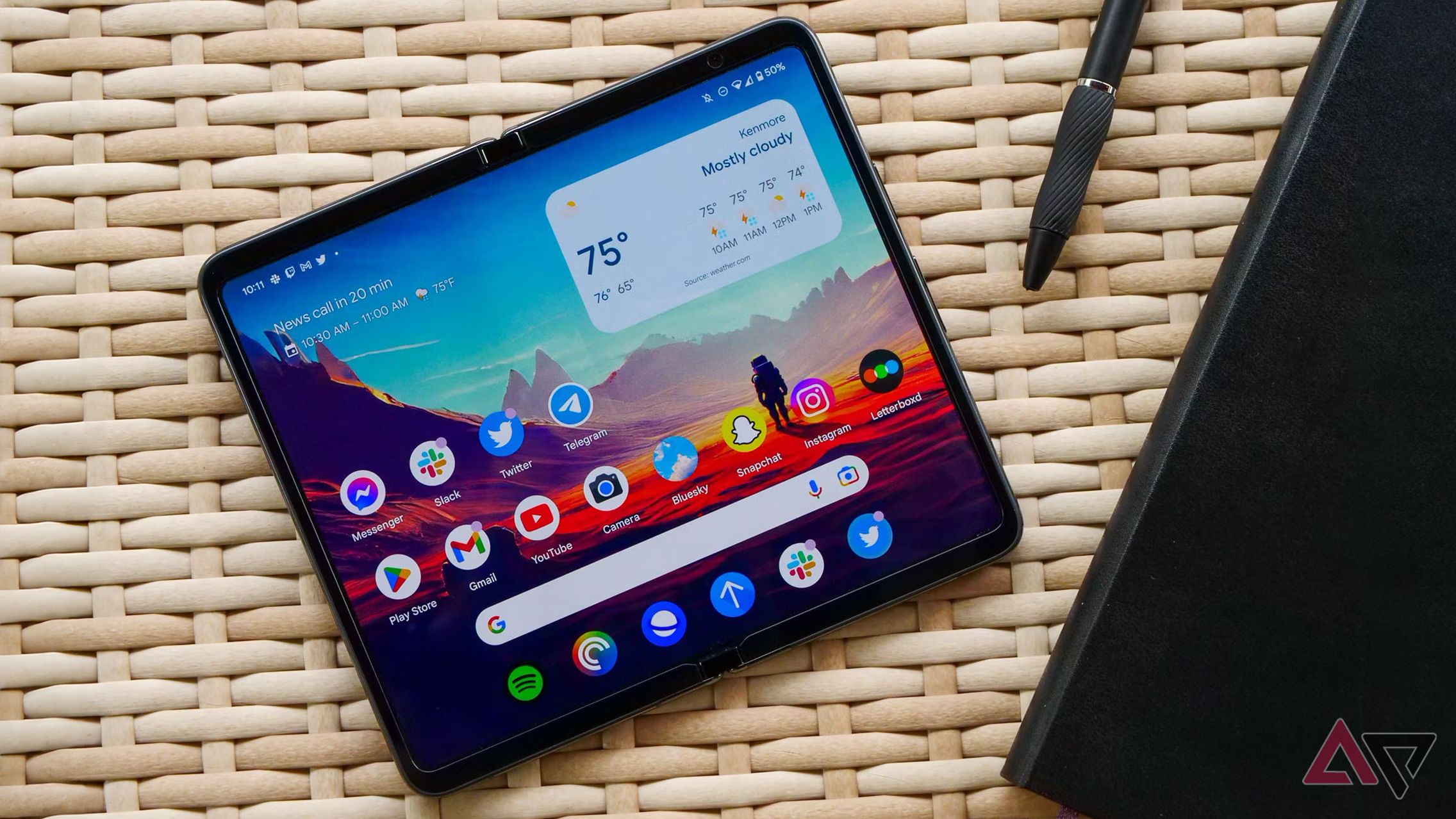 Live images give us our best look yet at the Pixel 9 Pro Fold