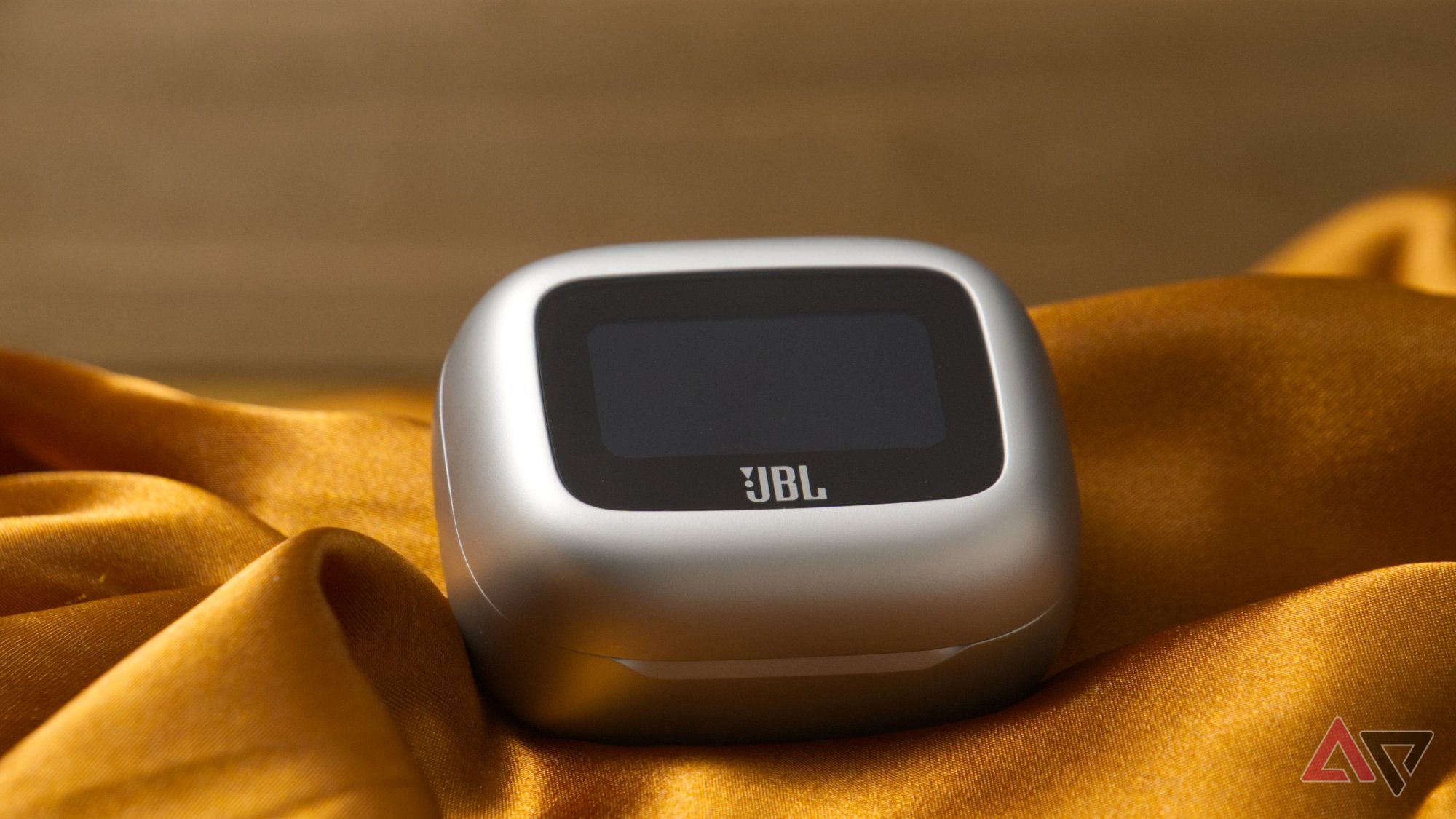 JBL Live Beam 3 review: The smart case keeps getting smarter