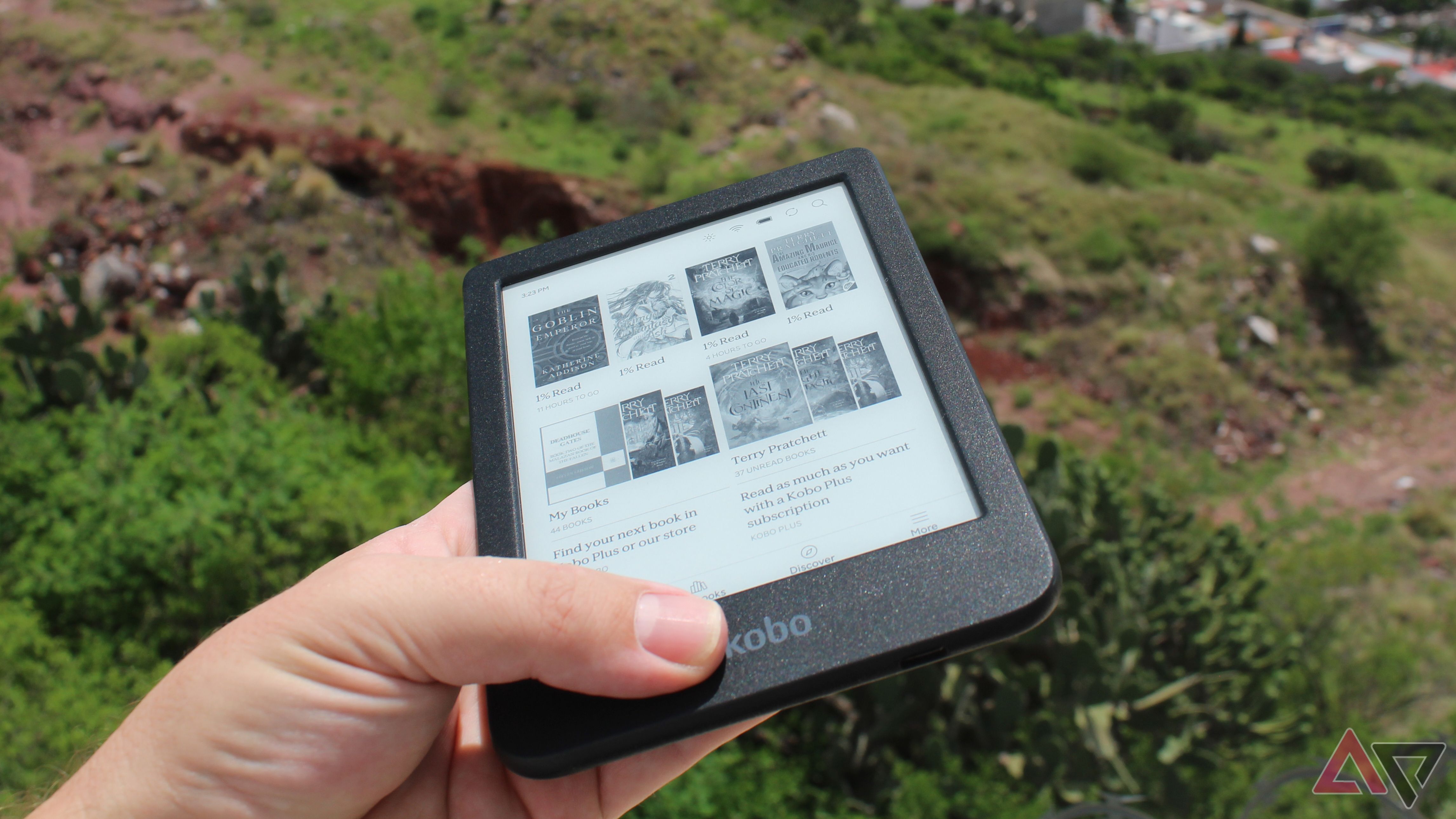 I've tried almost every e-reader out there, and still couldn't