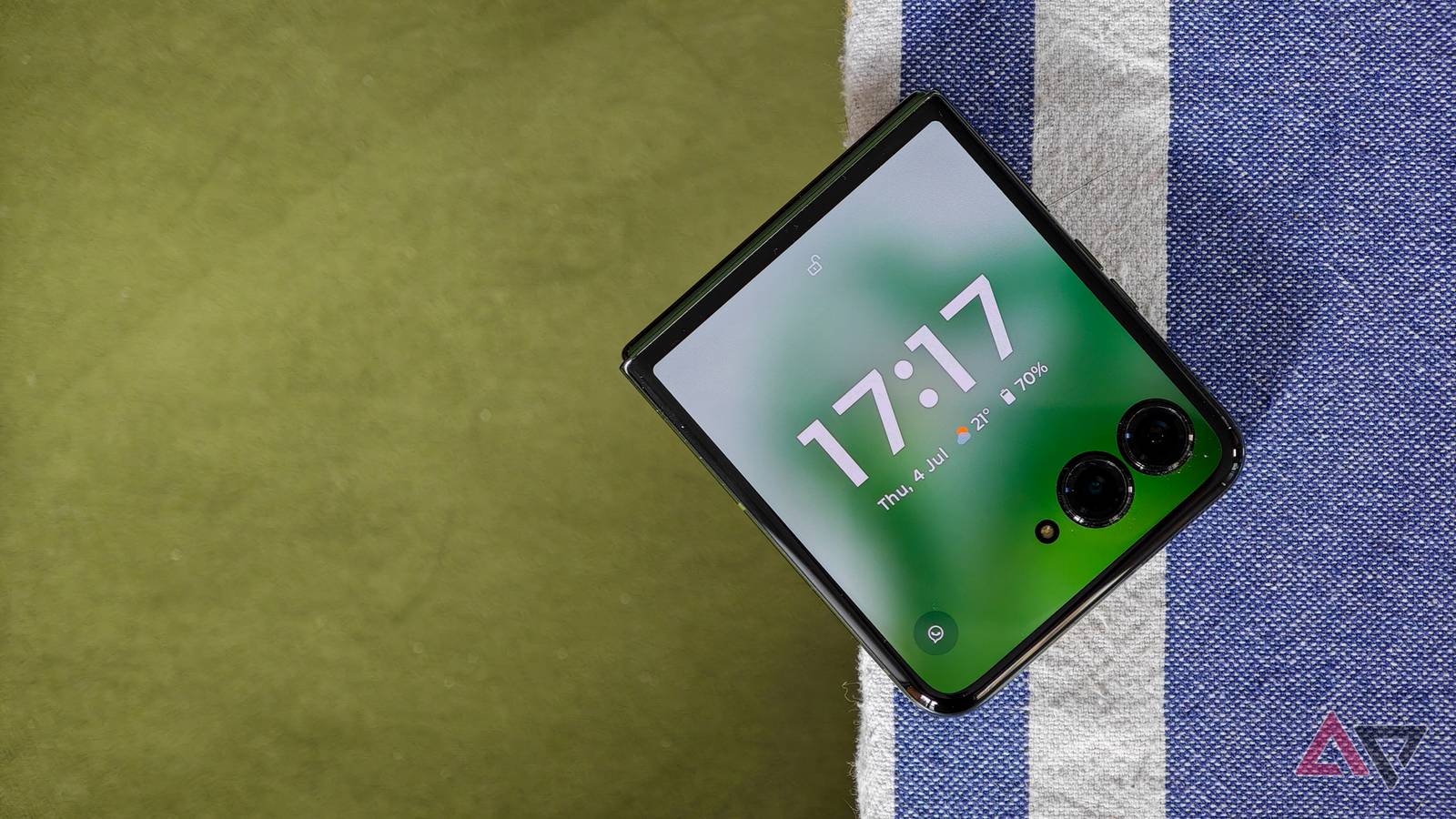 Substack App Reviews Motorola Razr+ (2024) review: Everything I want from a flip phone