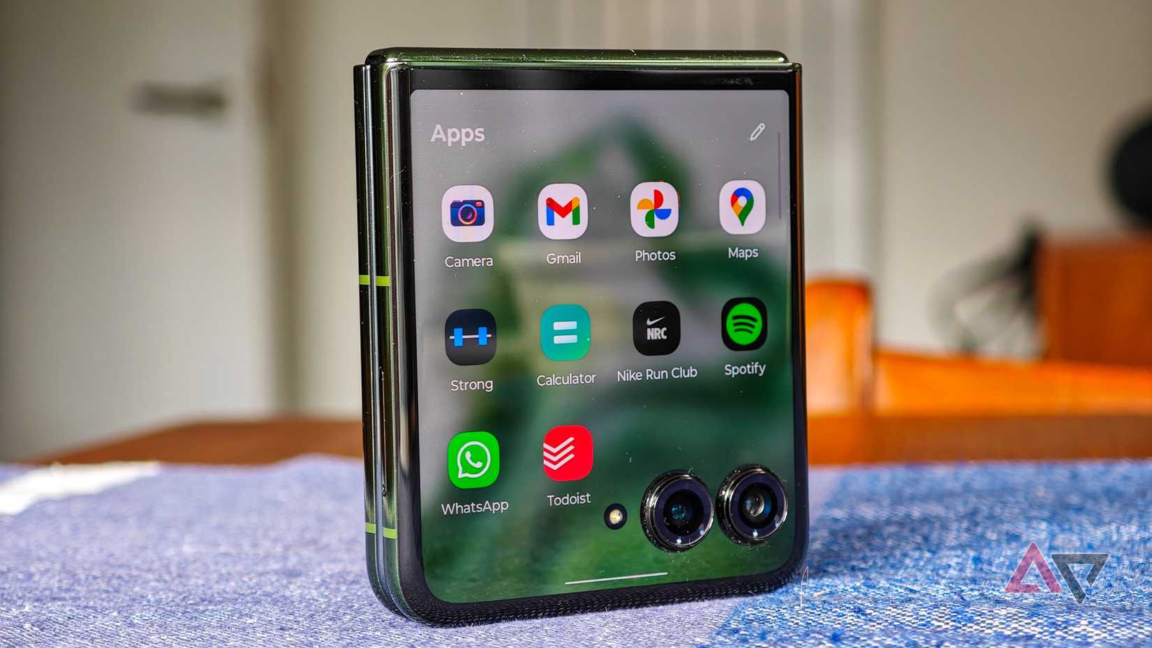 5 reasons I continue to love the 2024 Moto Razr+