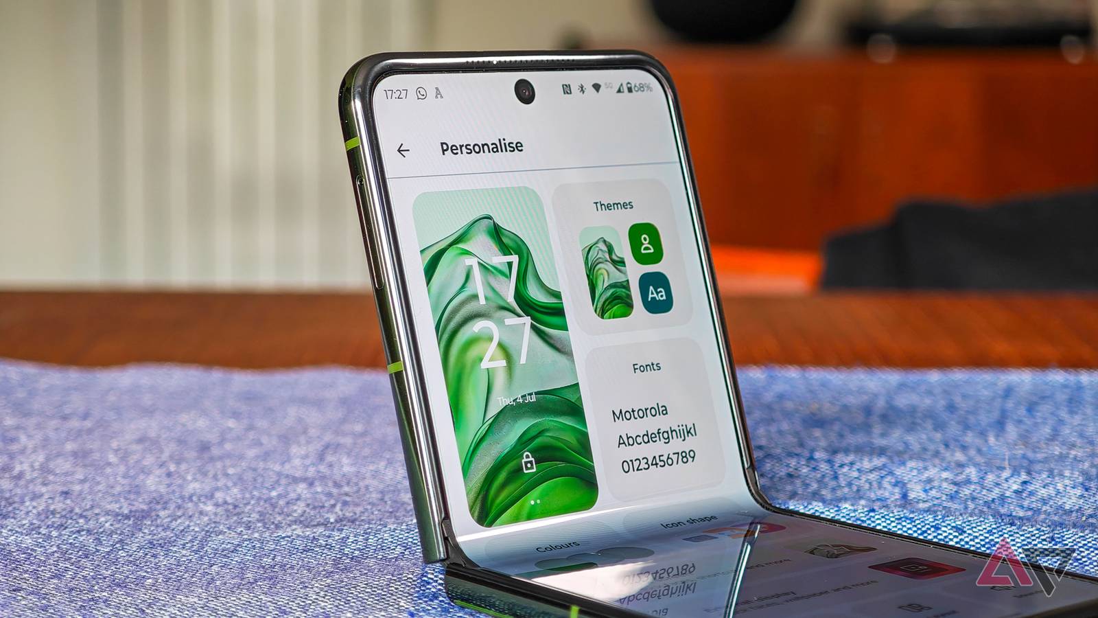 T Mobile First Razor T-Mobile will give you the new Moto Razr+ for free with a new line