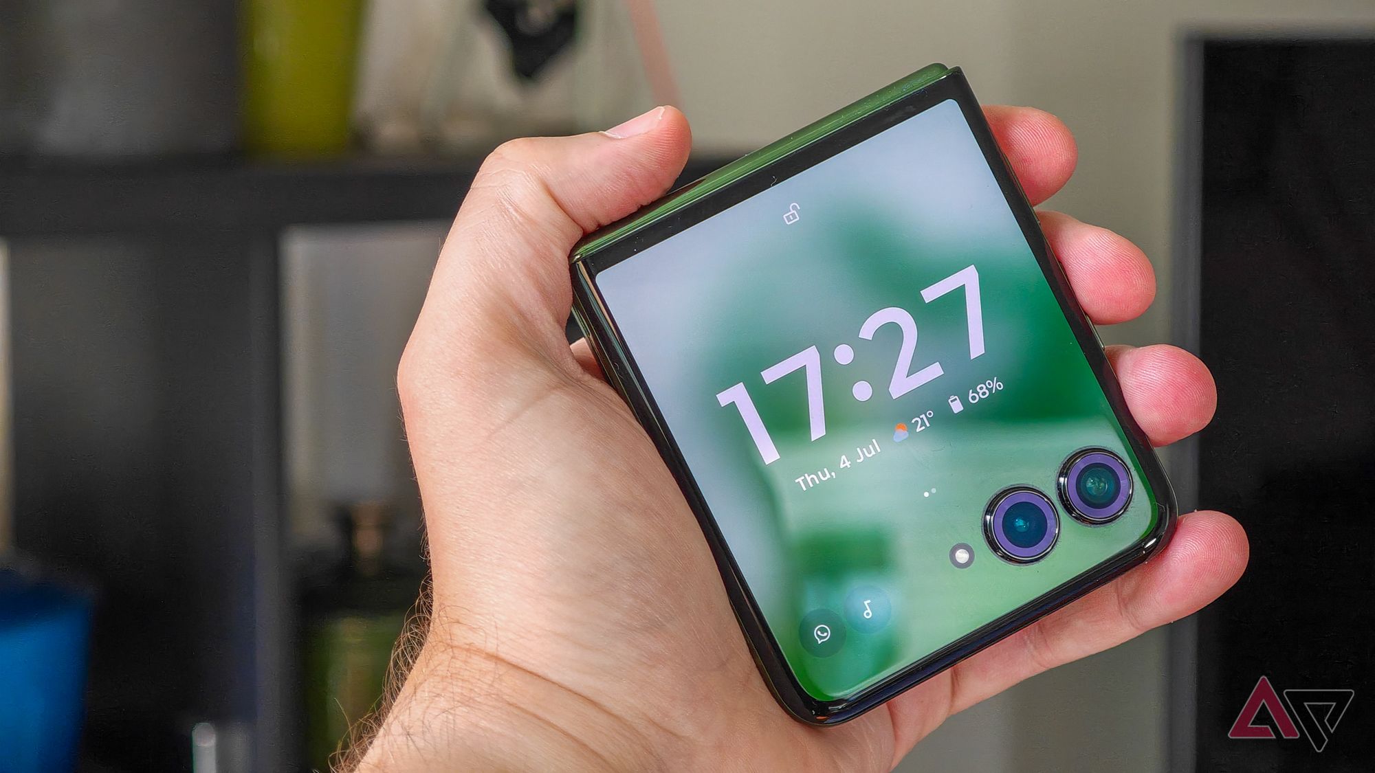 Motorola Razr+ (2024) review: Everything I want from a flip phone