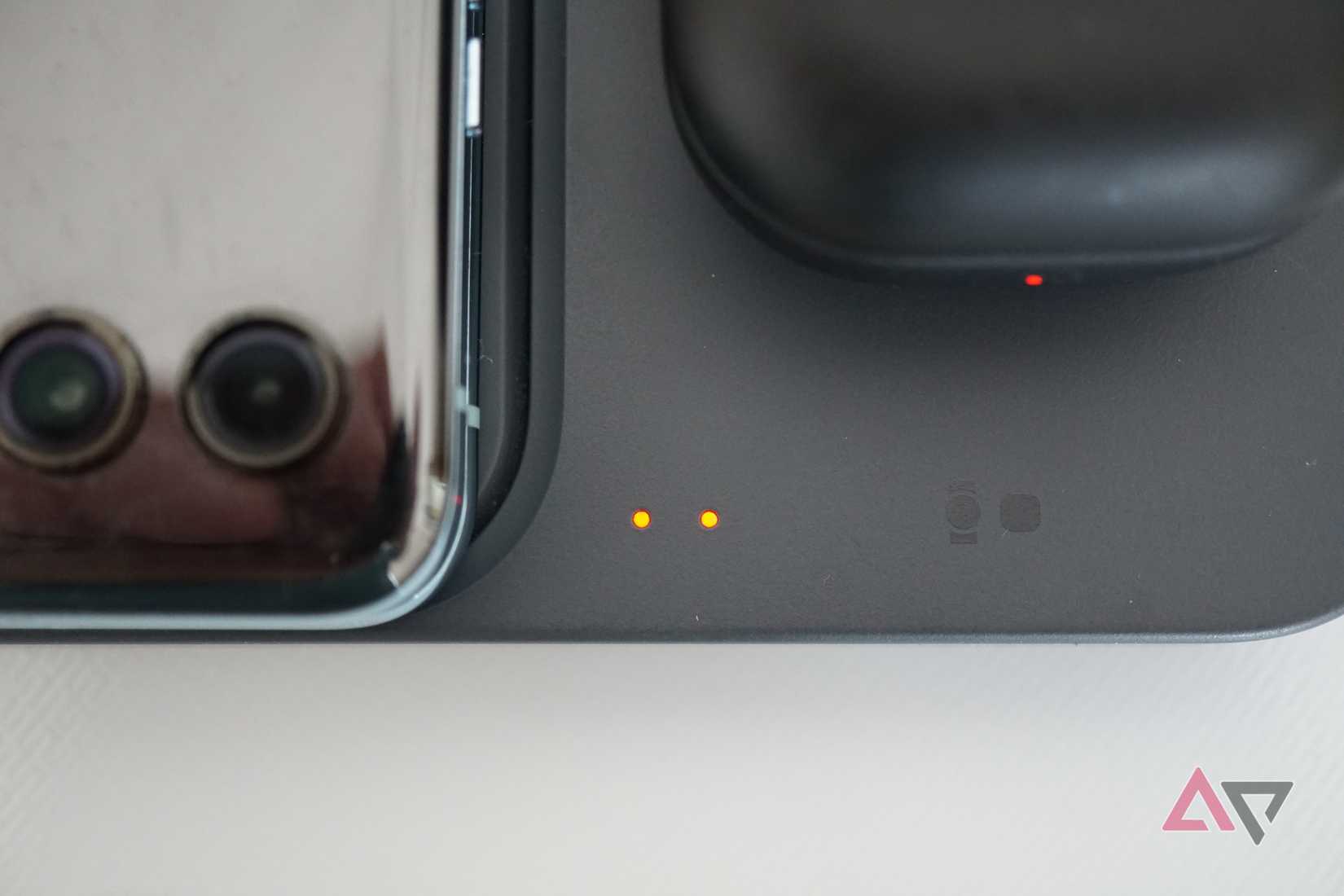 Samsung Wireless Charger Duo review: The best wireless charger you