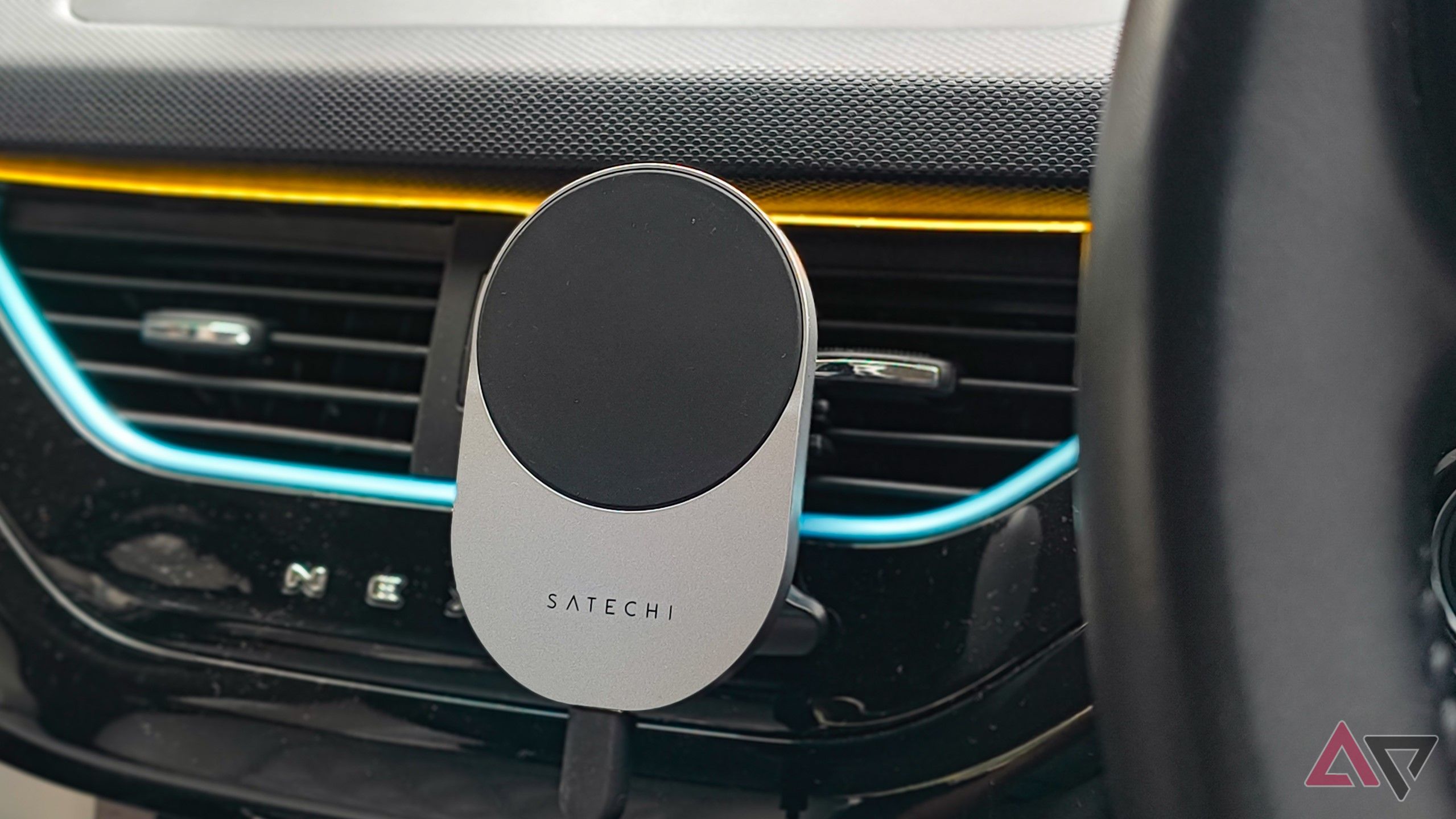 70mai A510 review: A simple in-car camera that also grabs a rear view