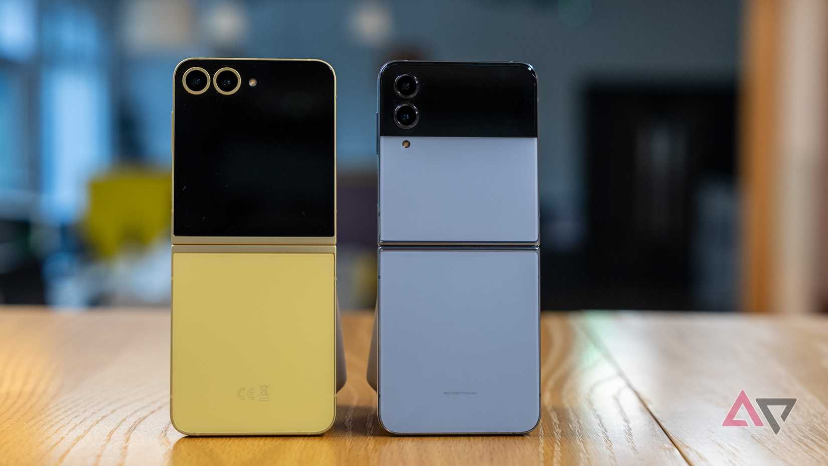 Samsung Galaxy Z Flip vs Z Flip 4: Enter a whole new Galaxy