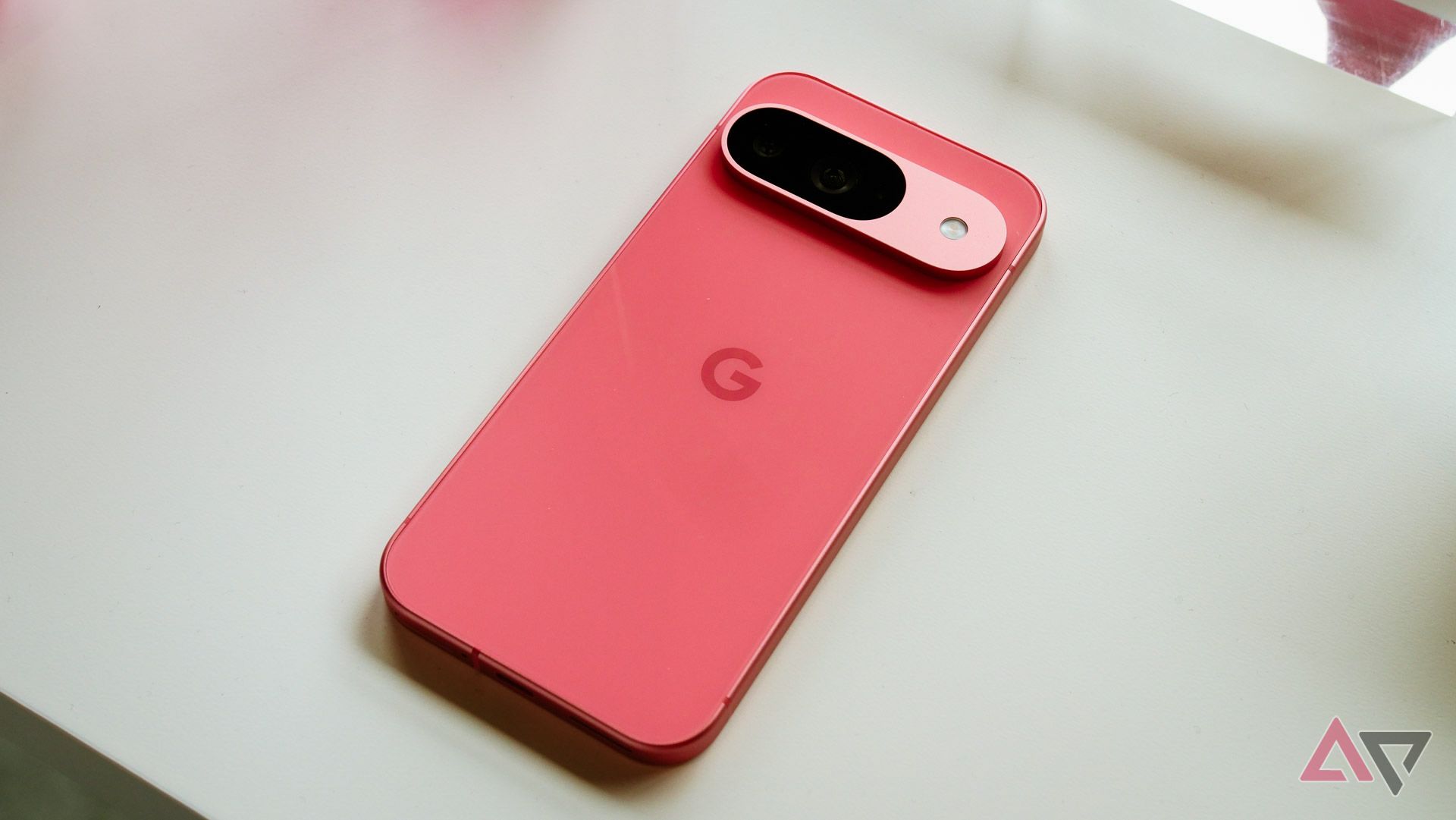Google Pixel 9 ピンク The new pink Google Pixel 9: I got some hands-on time with it