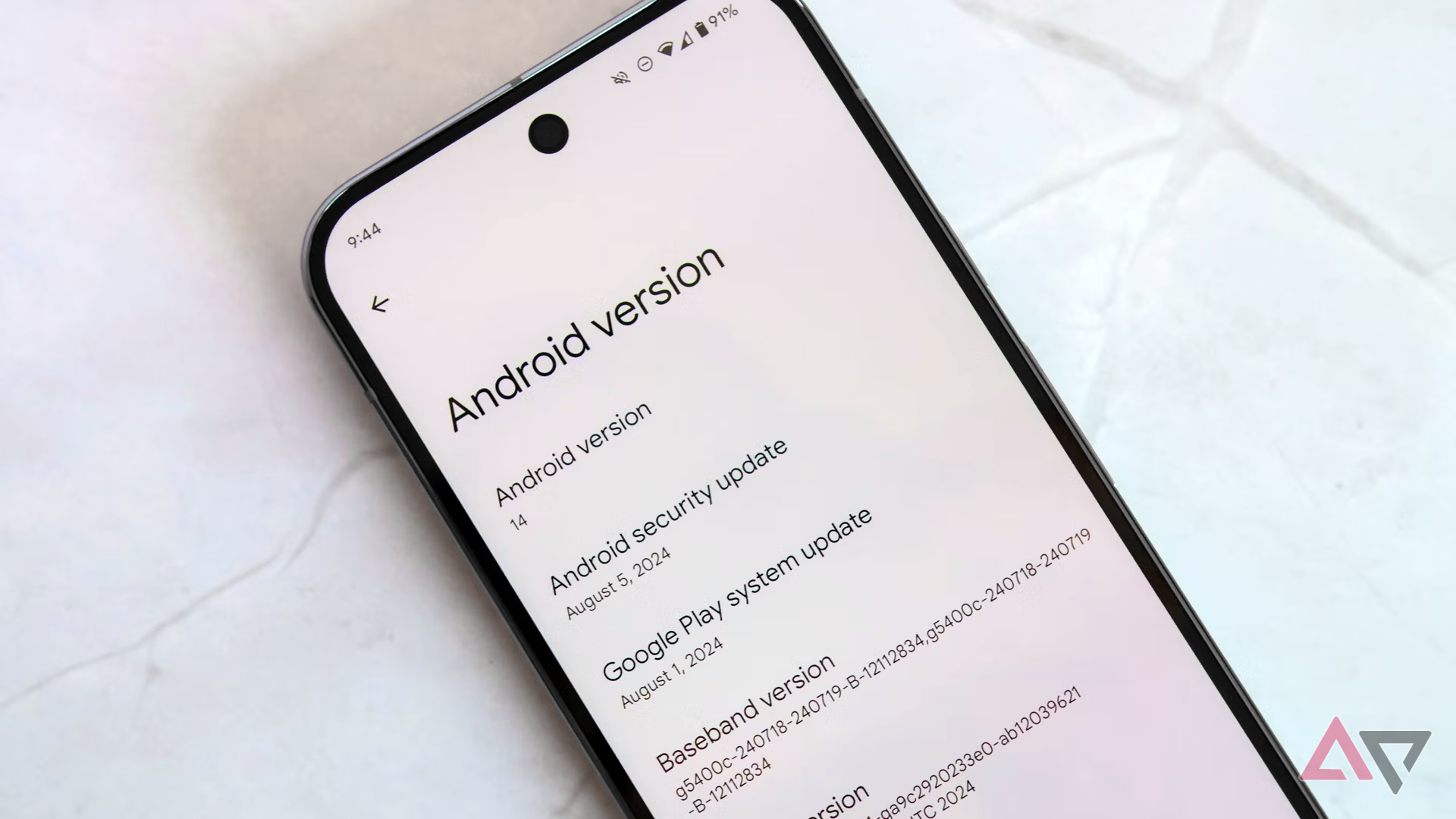 Android could soon have a native Linux terminal app