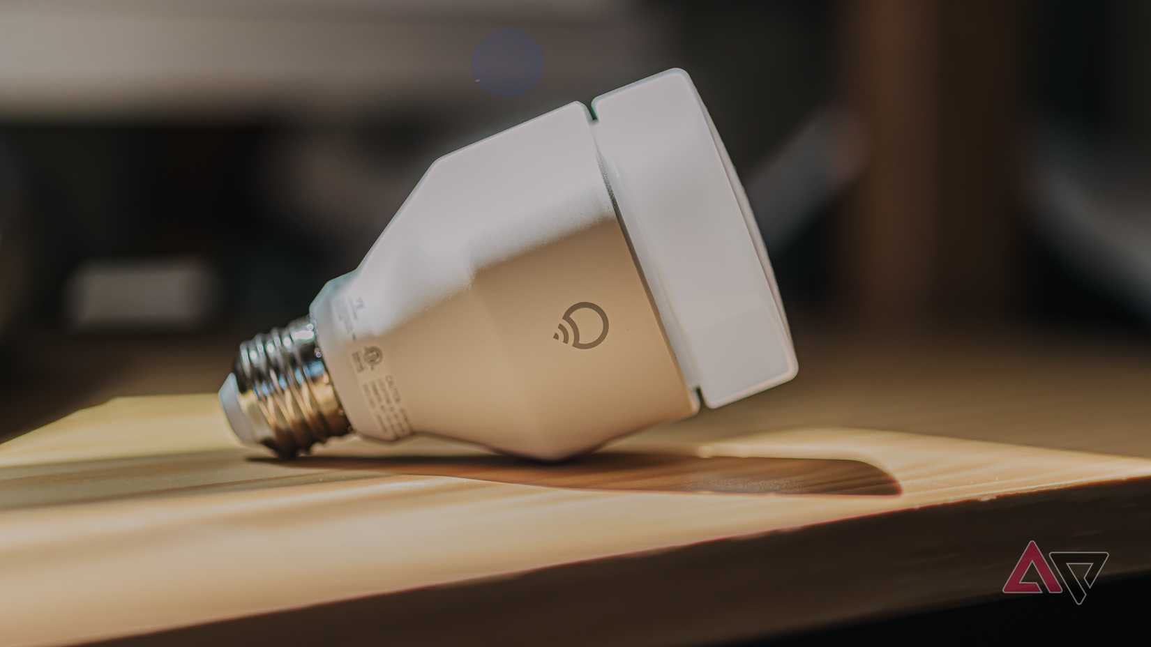 LIFX A21 SuperColor Smart Light review: Affordable Hue alternative
