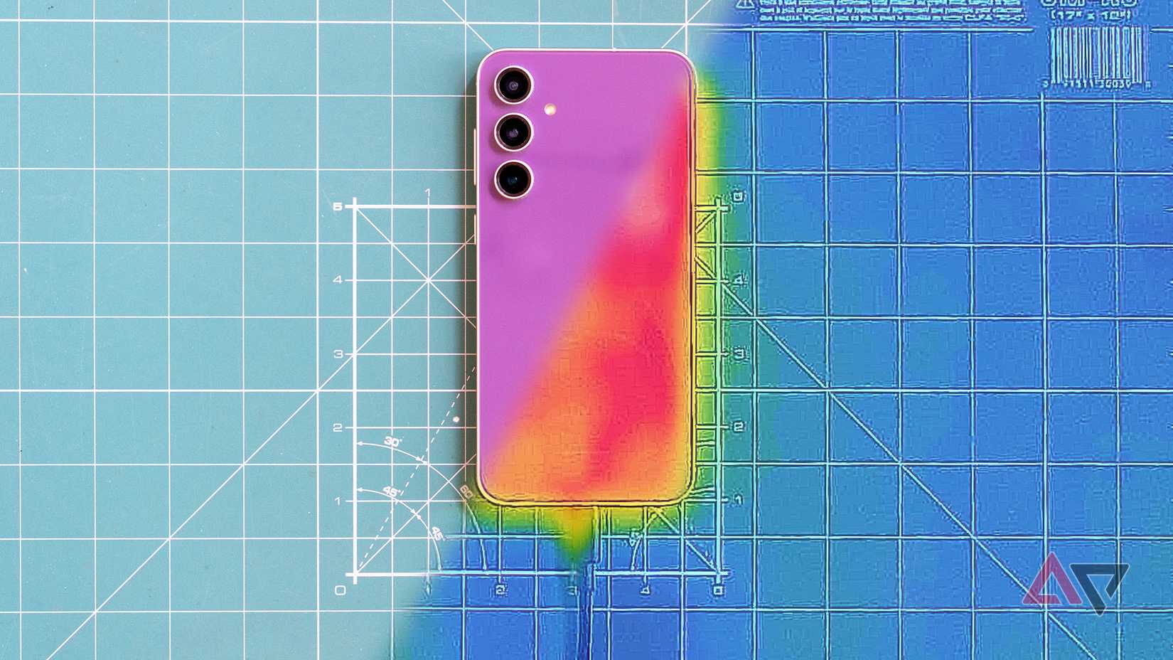 un telefono Android in carica con la vista della termocamera sovrapposta sulla metà destra