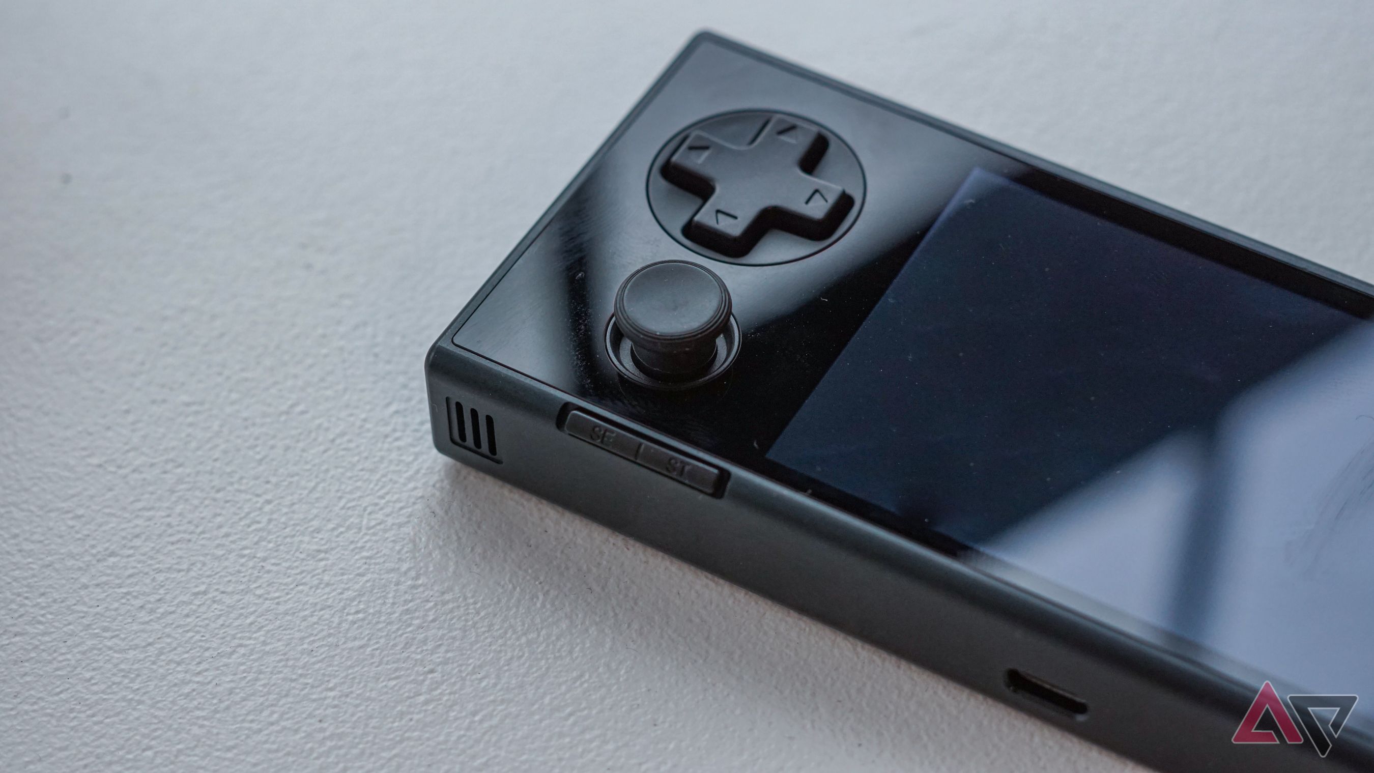 Ayaneo Pocket Micro review: Fantastic handheld gaming for