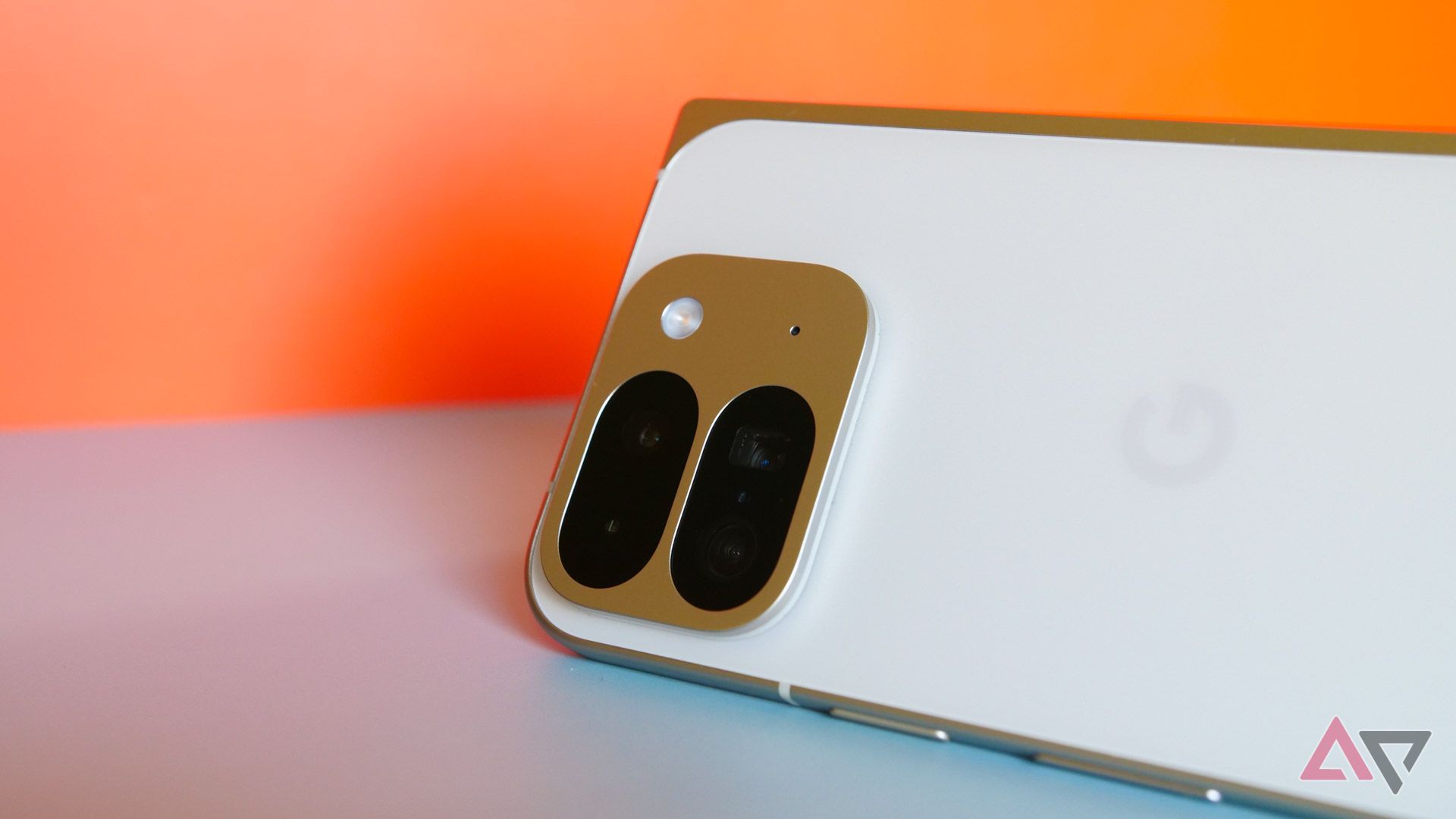 【美品】Google Pixel 9 Pro Fold ホワイト 本体 美品】Google Pixel 9 Pro Fold ホワイト 本体 Google Pixel 9 Pro