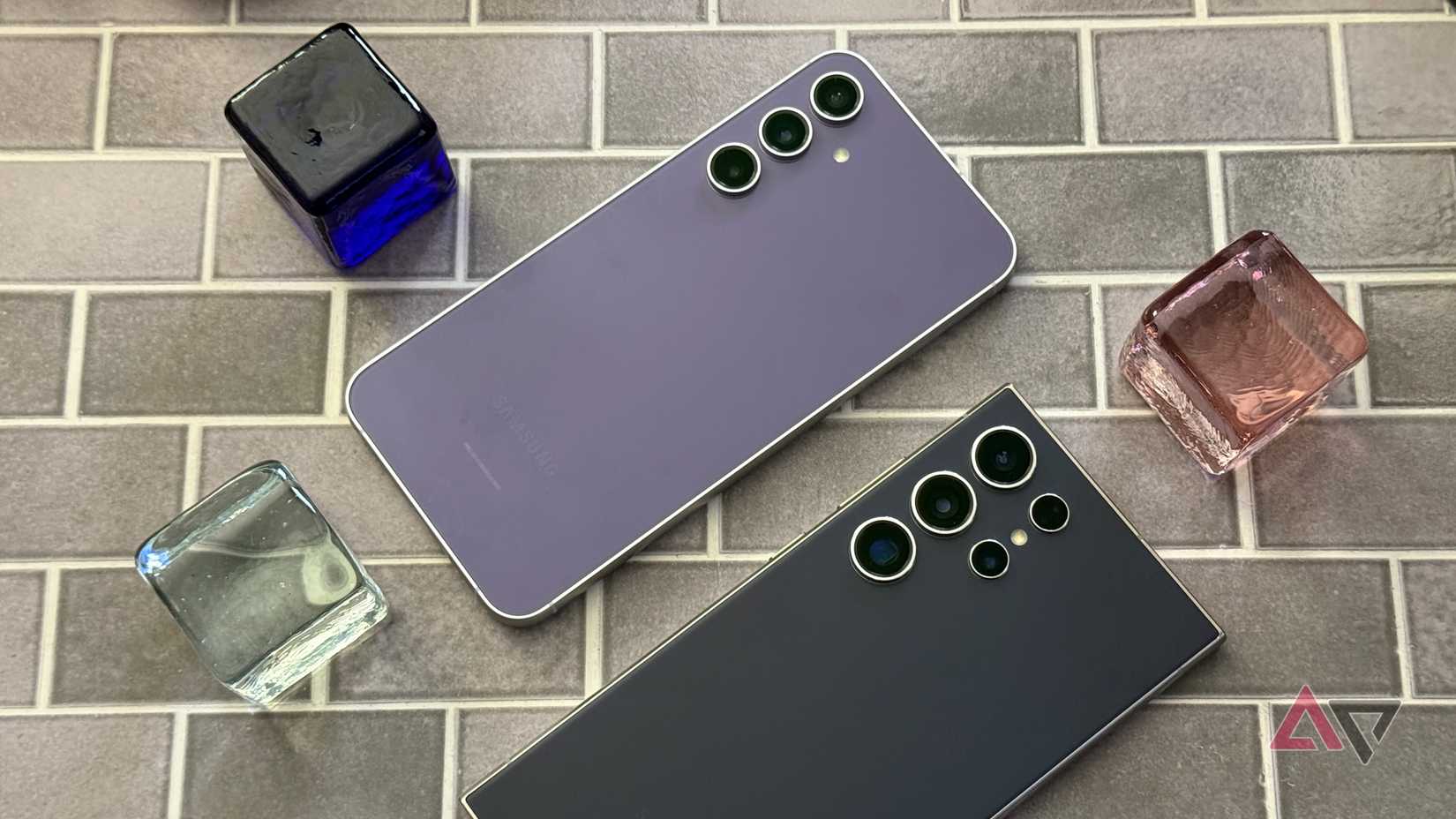 Samsung Galaxy S23 FE and Galaxy S24 Ultra sitting side-by-side