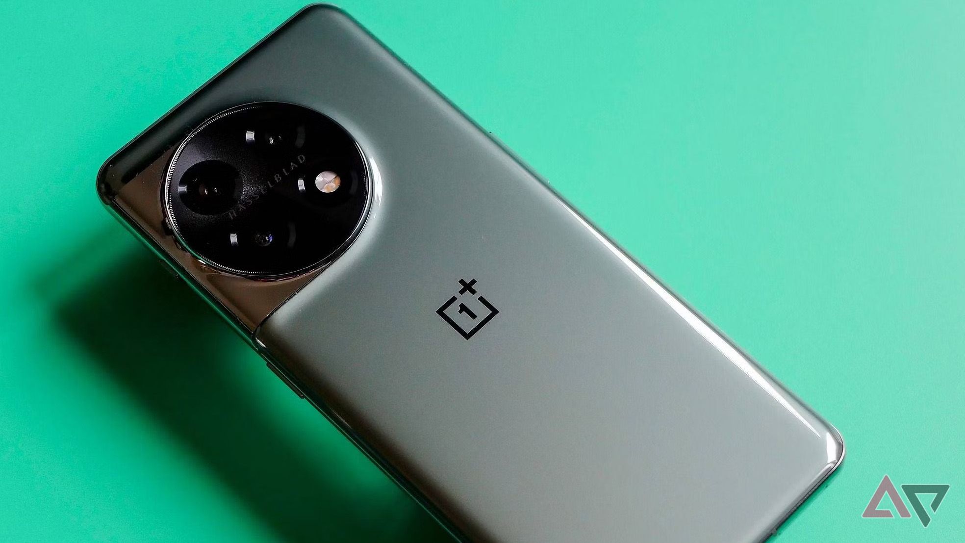OnePlus 11 owners, your OxygenOS 15 update is here