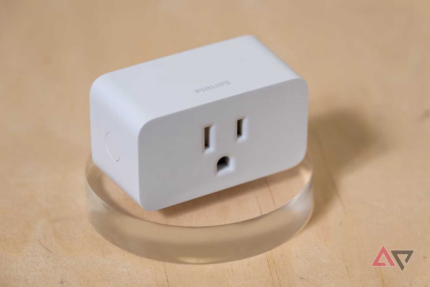 Foto aproximada do plugue inteligente Philips Hue