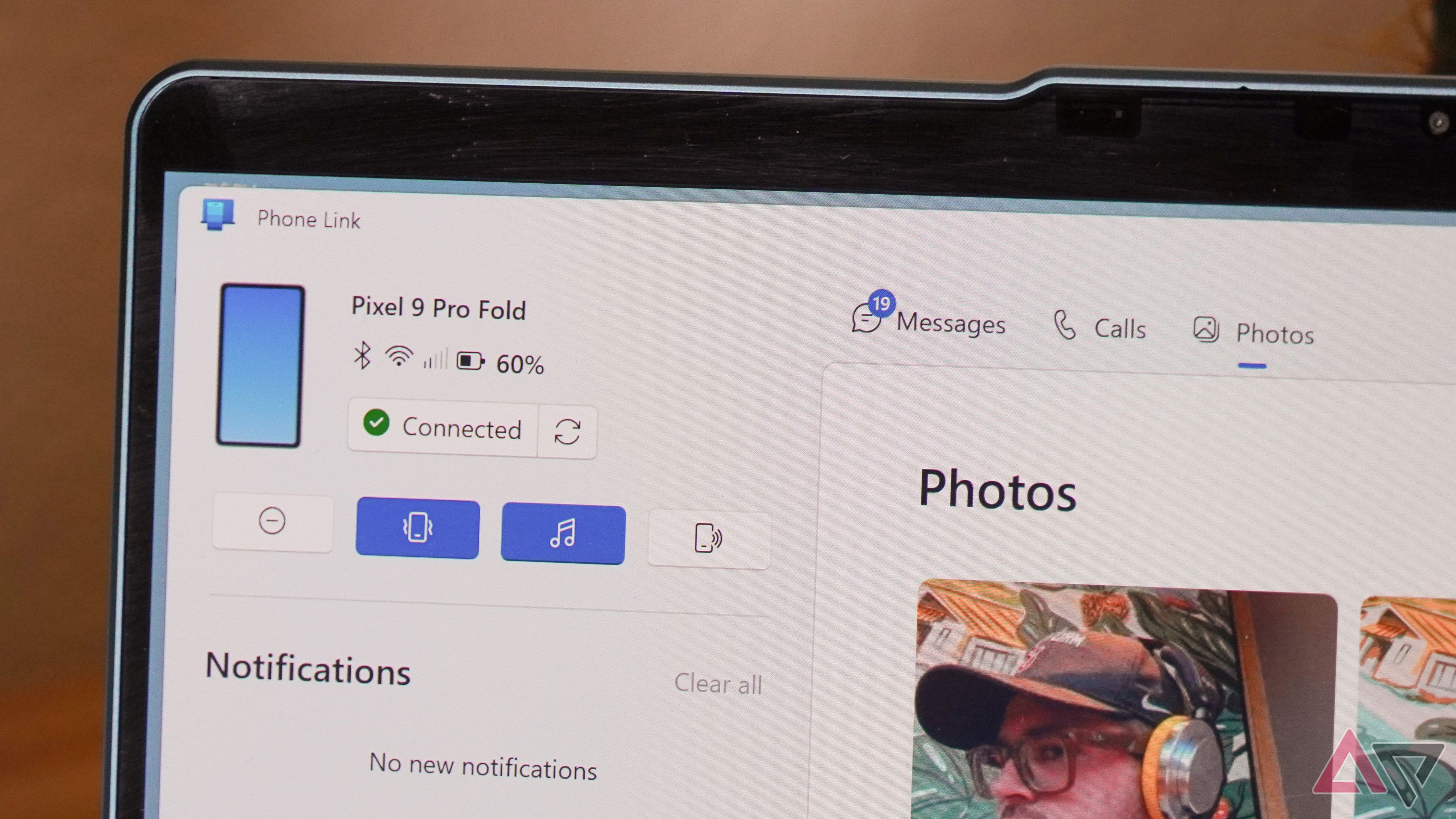 4 simple ways to control your Android phone from your computer or laptop