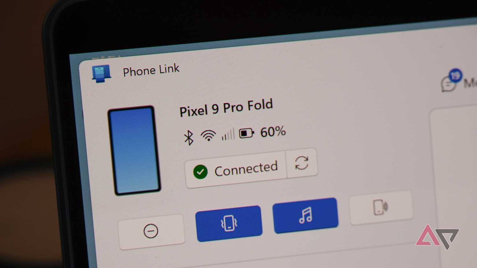 iPhone mirroring vs Phone Link and Android: How the two compare