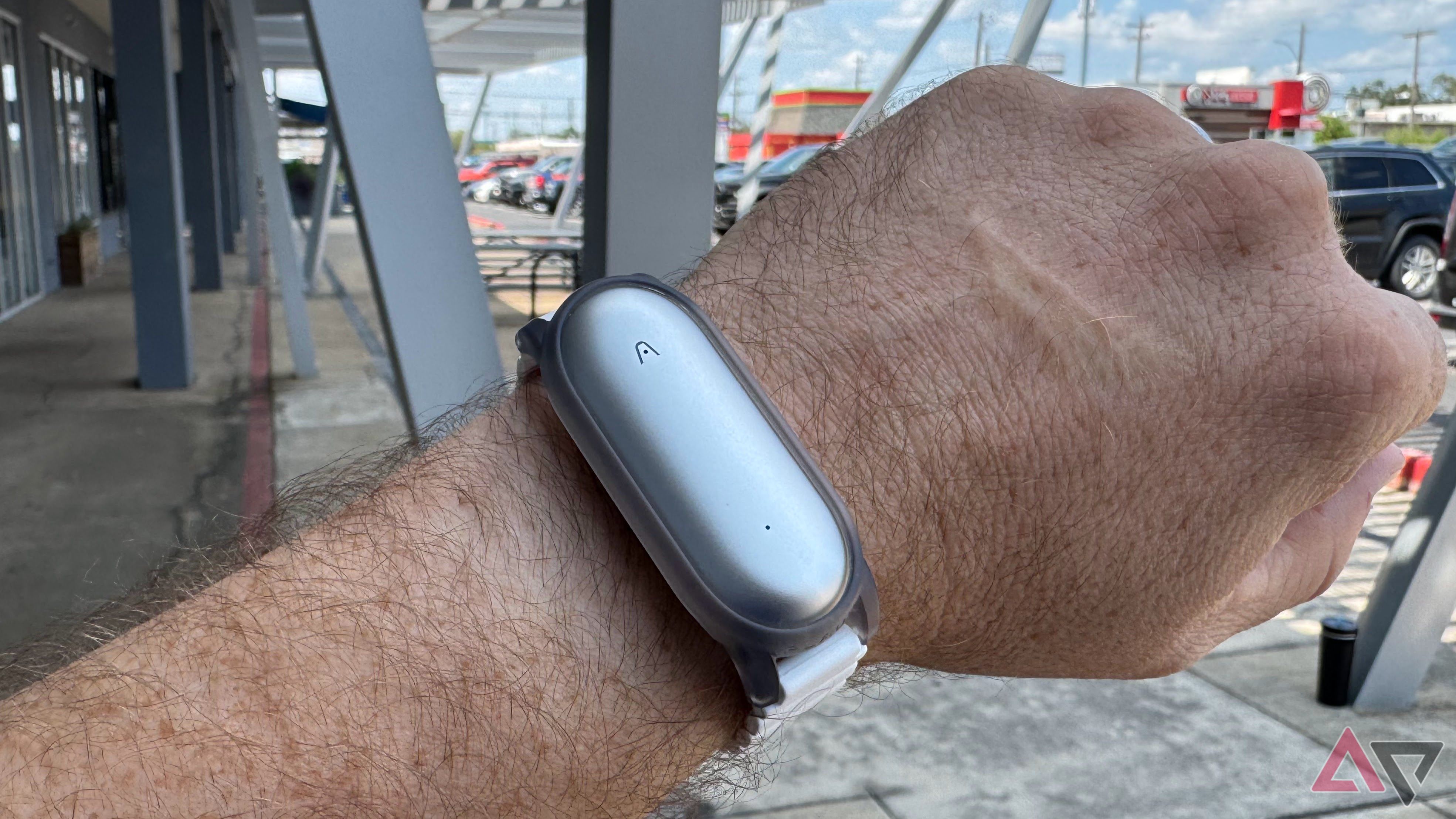 Plaud NotePin Review: An AI gadget that