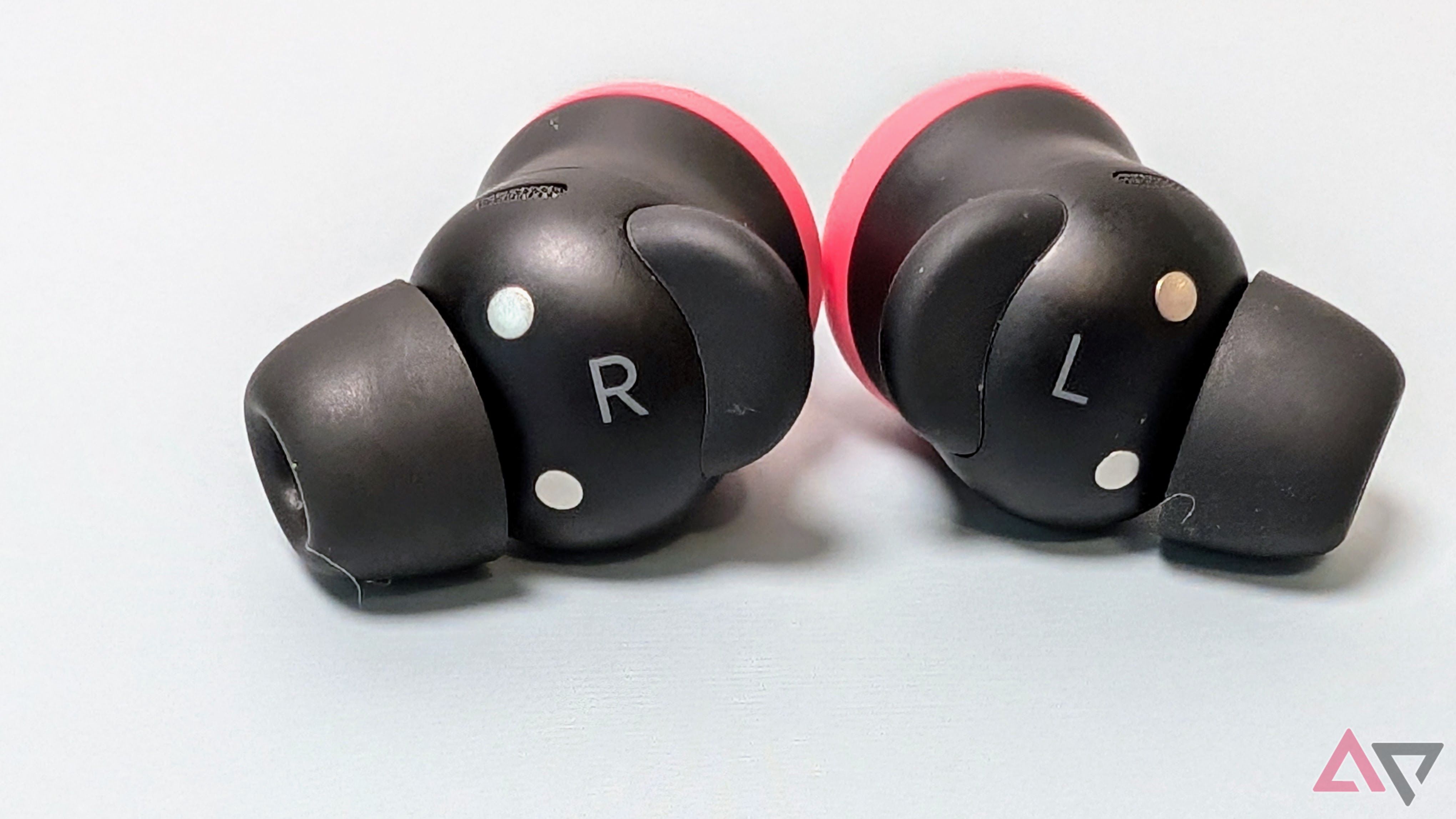 Google Pixel Buds Pro 2 vs. Bose QuietComfort Ultra Earbuds