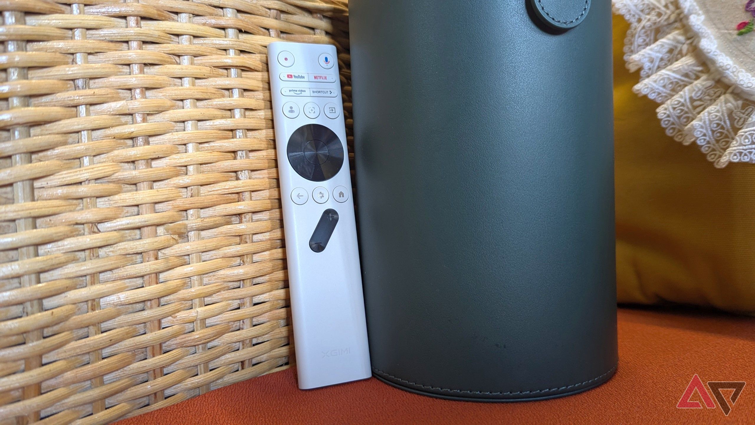 Xgimi MoGo Pro review: A $500 projector that looks like a