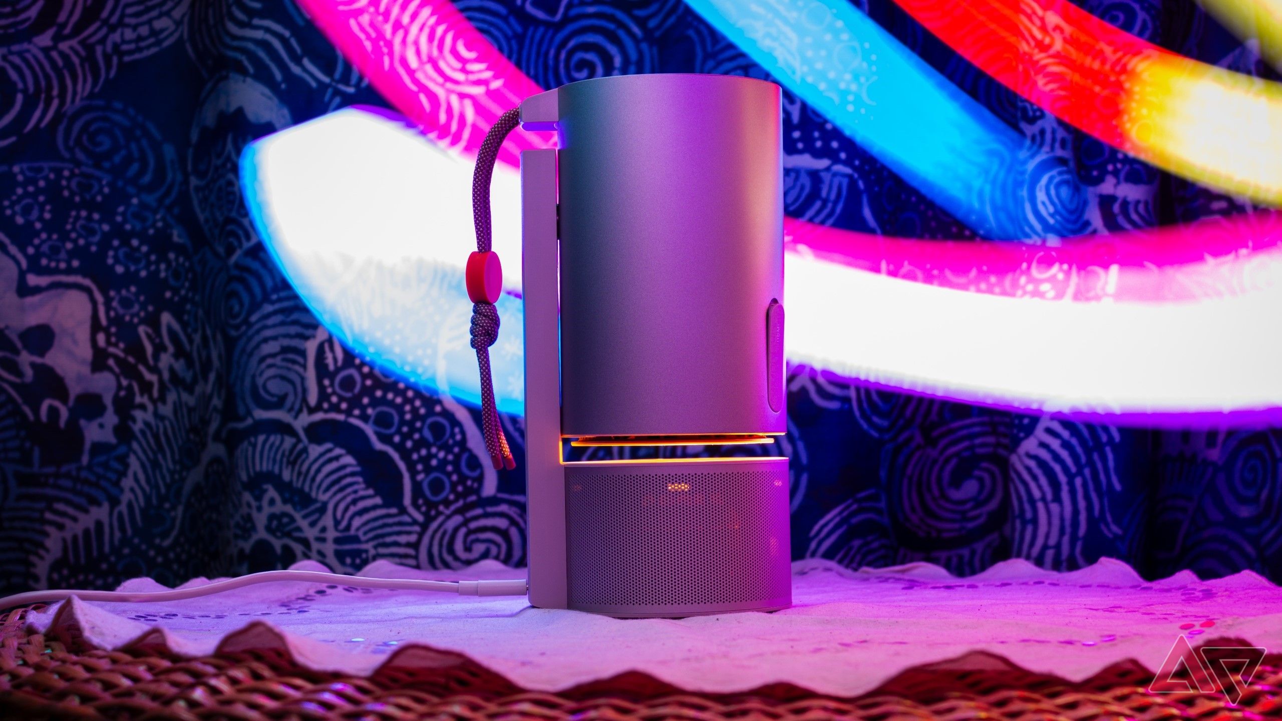 Xgimi MoGo 3 Pro review: A $500 projector that looks like a