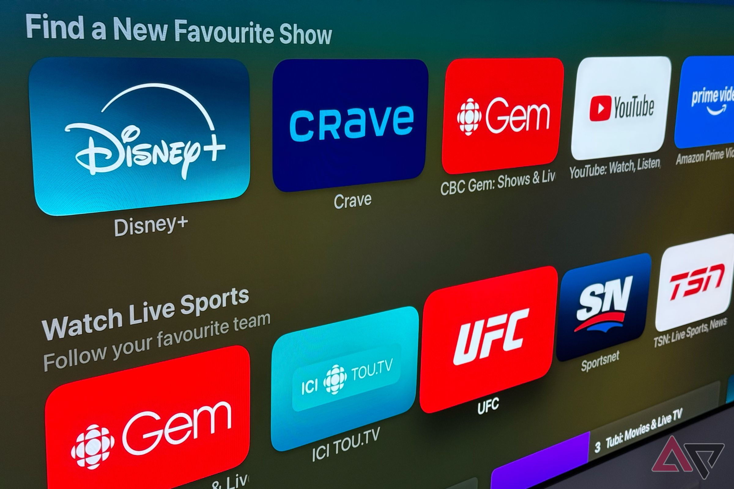 Foto dello schermo di Apple TV 4K che mostra una selezione di app di streaming.