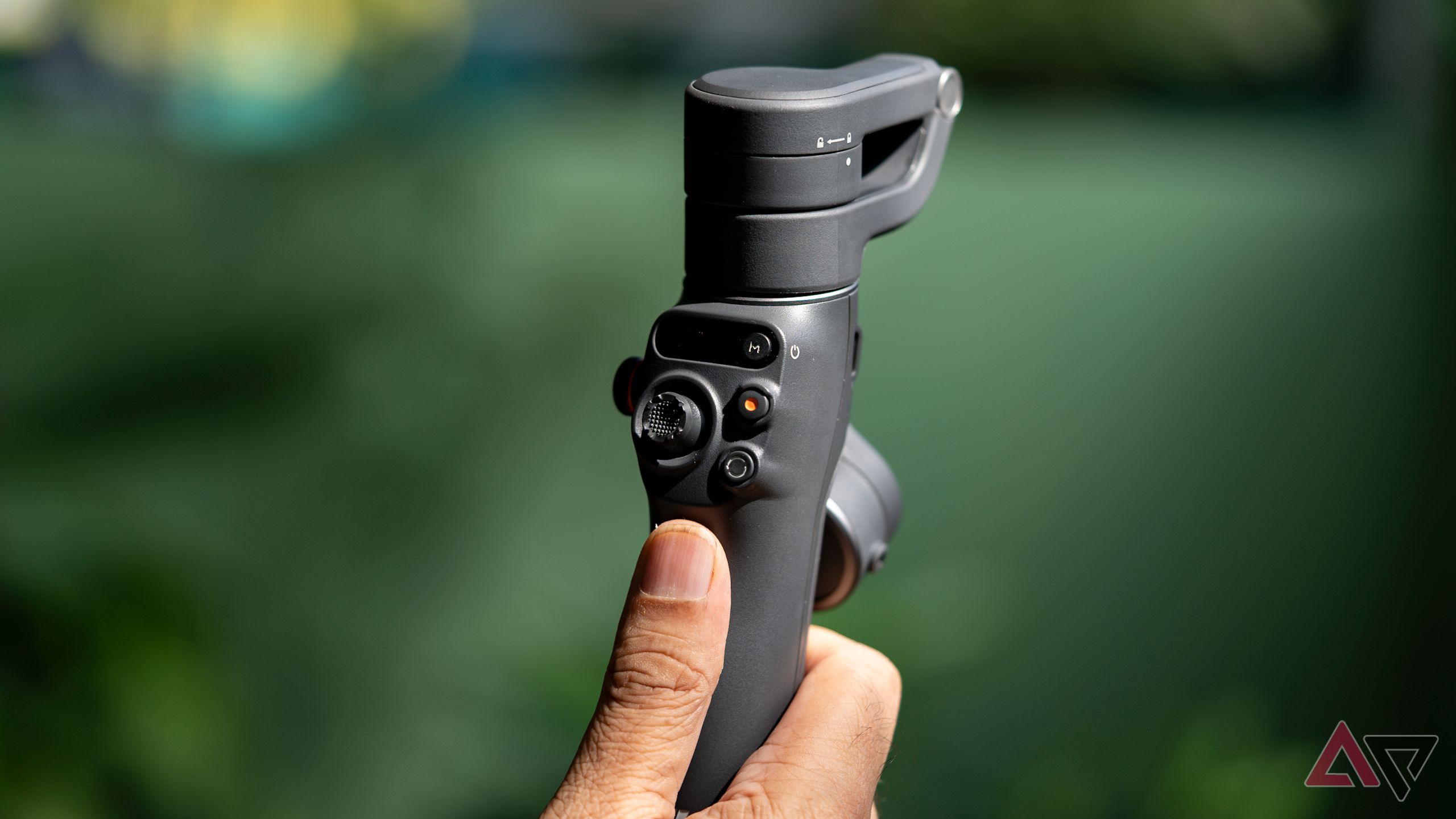 The DJI Osmo Mobile 6 is an absolute steal as it falls to an